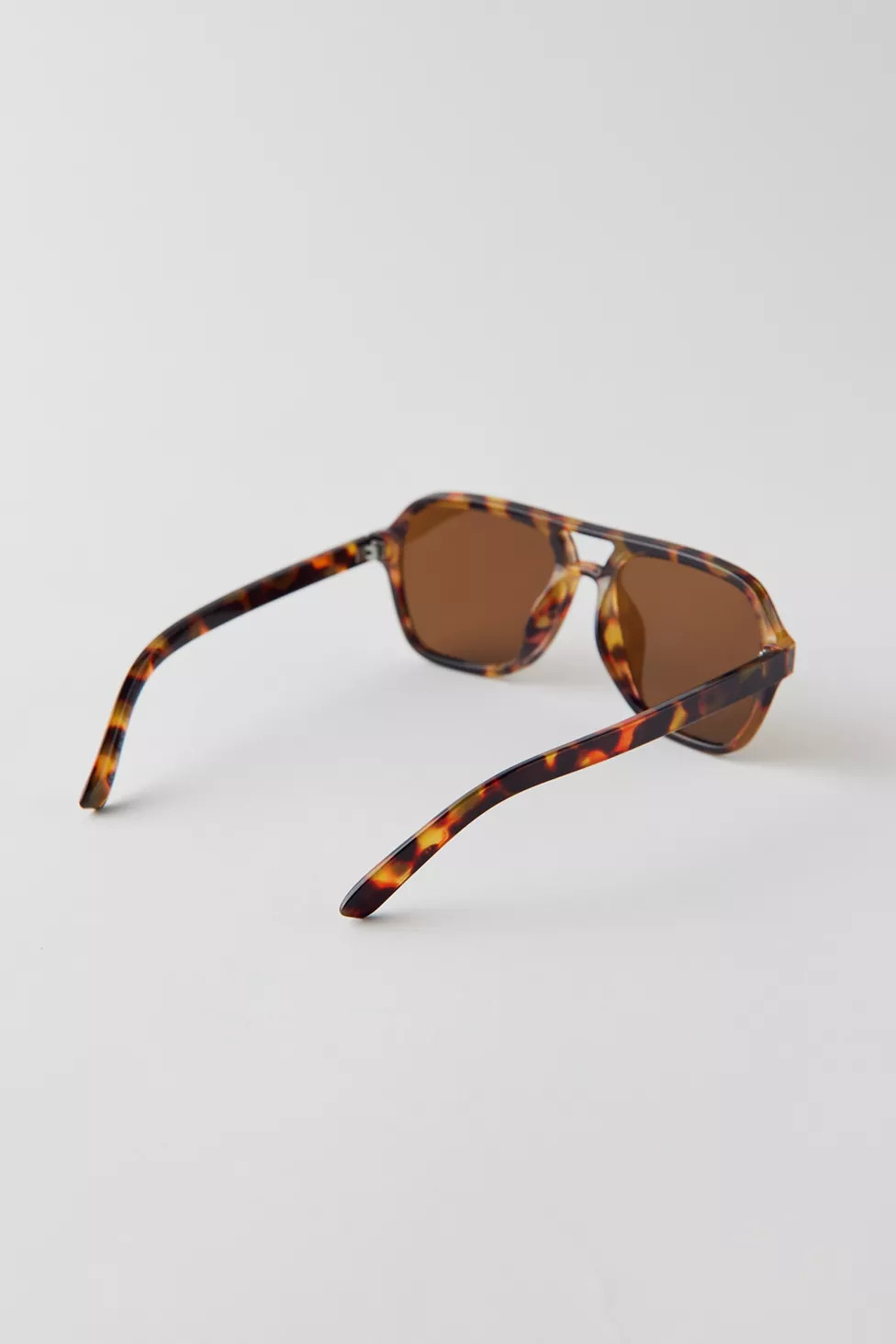 UO Essential Aviator Sunglasses | Urban Outfitters (US and RoW)