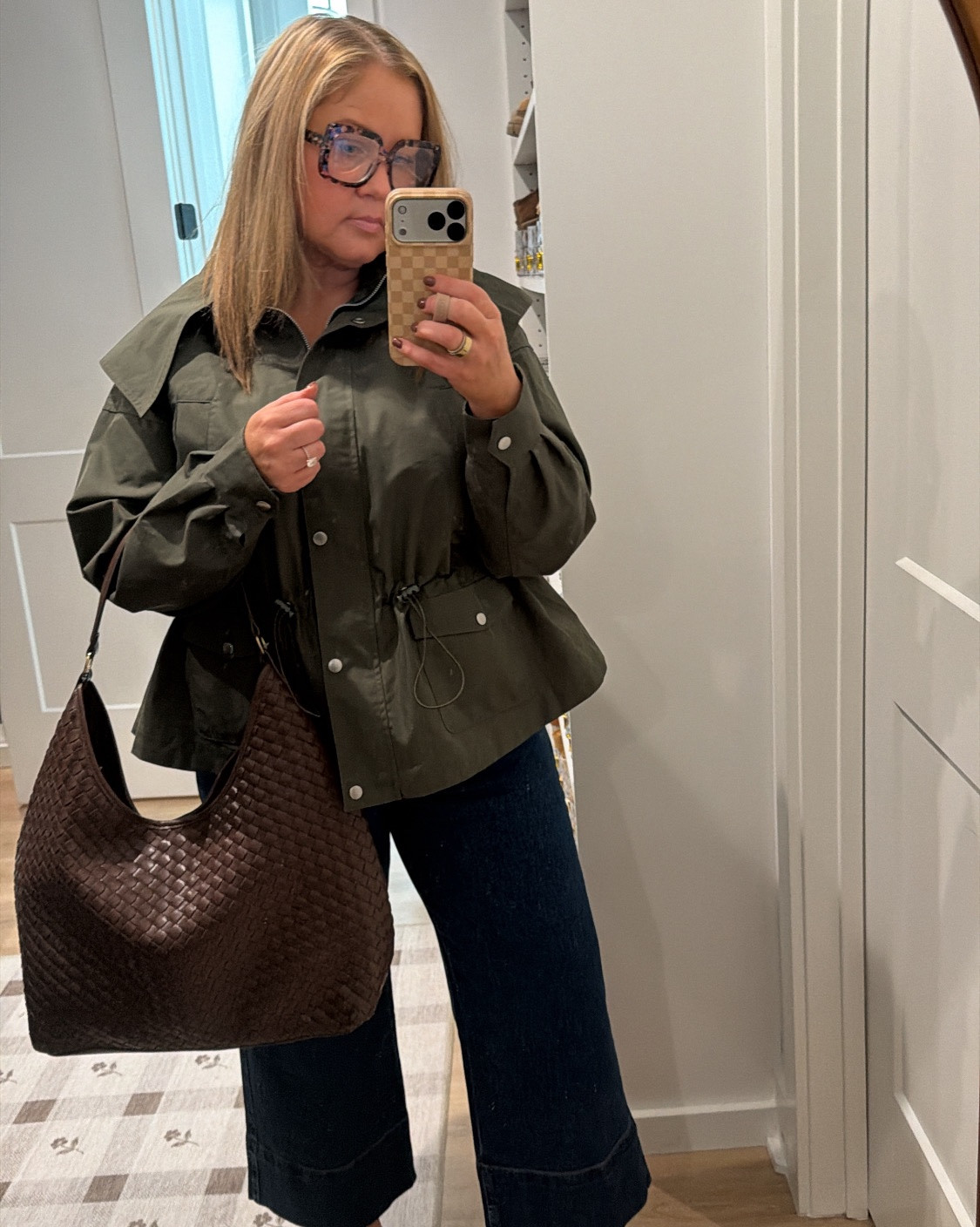 Ordered some @Walmart clothing for our upcoming trip to the mountains. Can’t wait for the fall temps and colors! #WalmartPartner @WalmartStyle 

I’m wearing a large in both jackets and a 14 in the jeans. The mules are TTS.

#LTKMidsize #LTKTravel #LTKmomlife