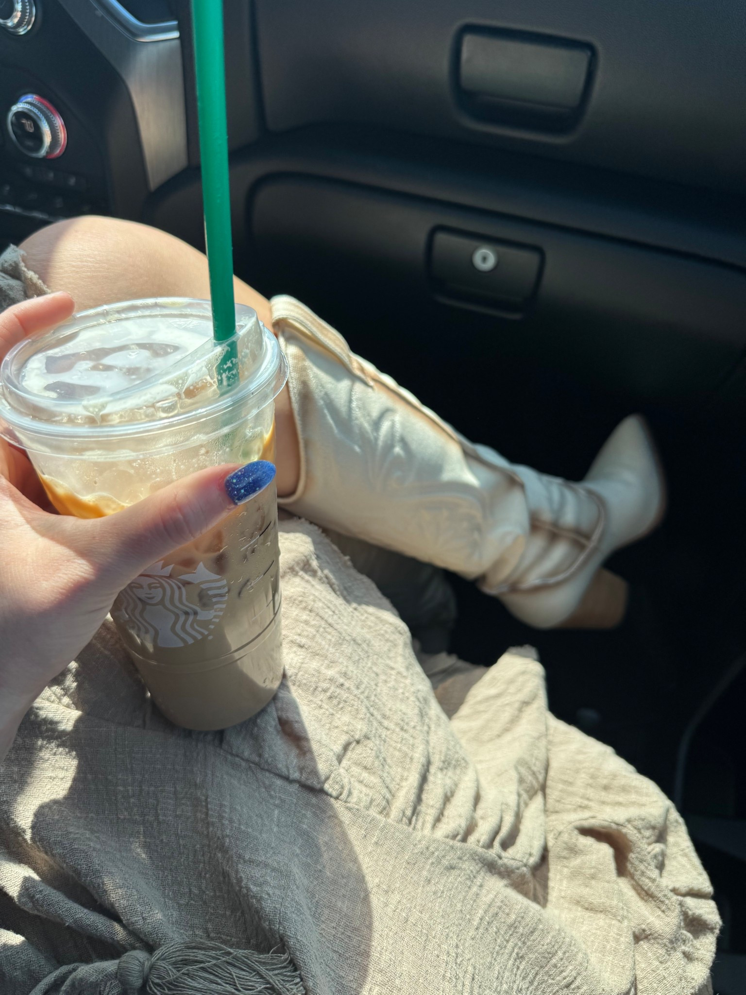 Obsessed with this maxi skirt and boot combo 🤎


Country concert outfit 
Date Night outfit 
Western outfit inspo 
Beach outfit 
Vacation outfit 
Church ootd 

#LTKStyleTip #LTKParties #LTKSaleAlert