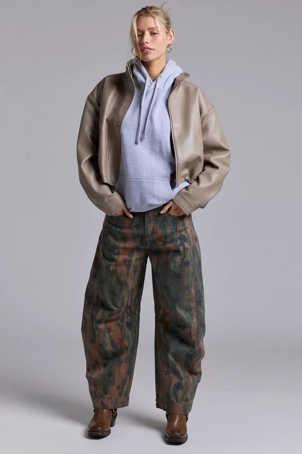 BDG Elise Barrel Leg Pant | Urban Outfitters (US and RoW)