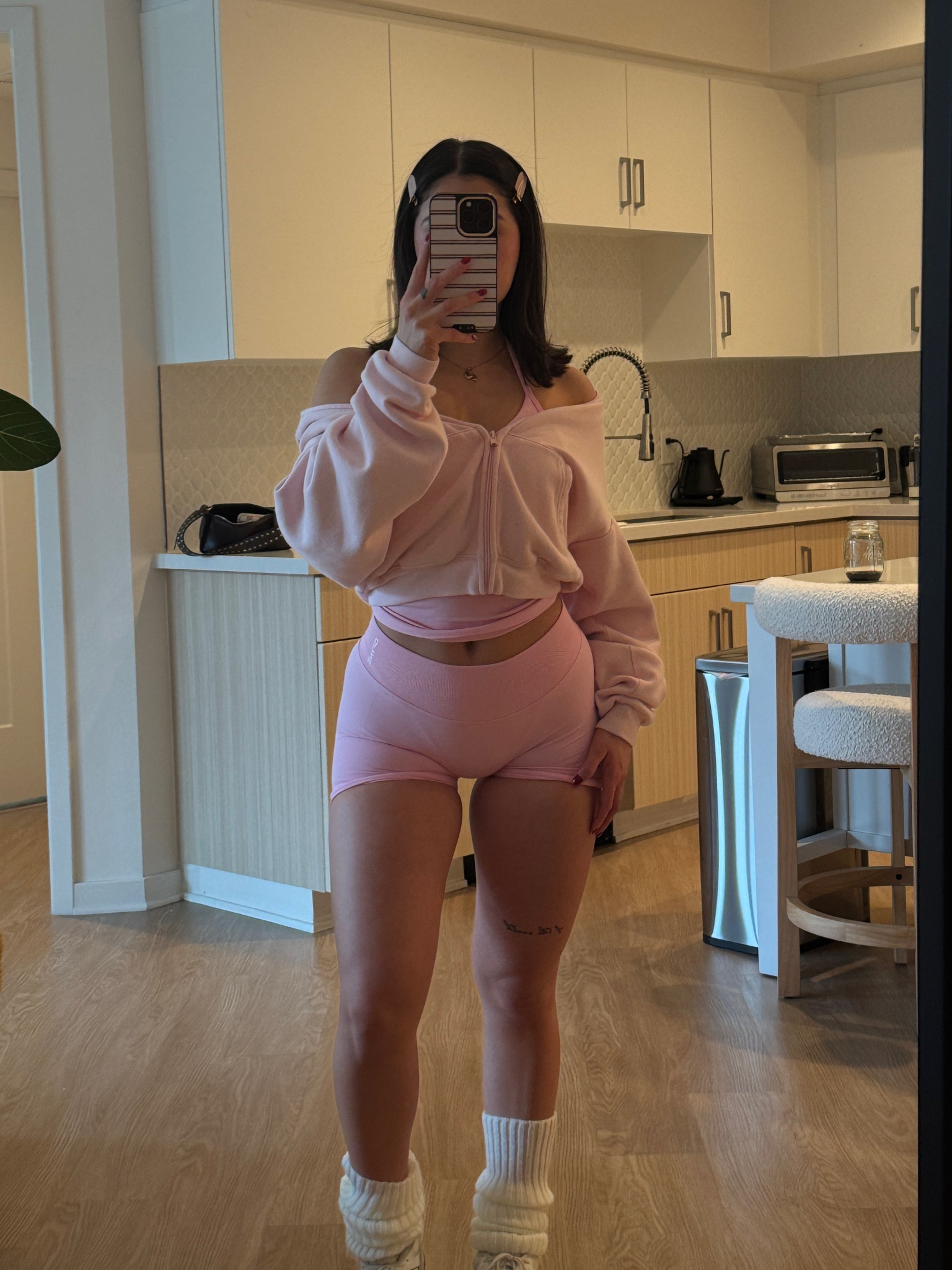 pretty in pink 🎀🫧 (set is DFYNE but it’s sold out so linking similar dupes from Amazon!)