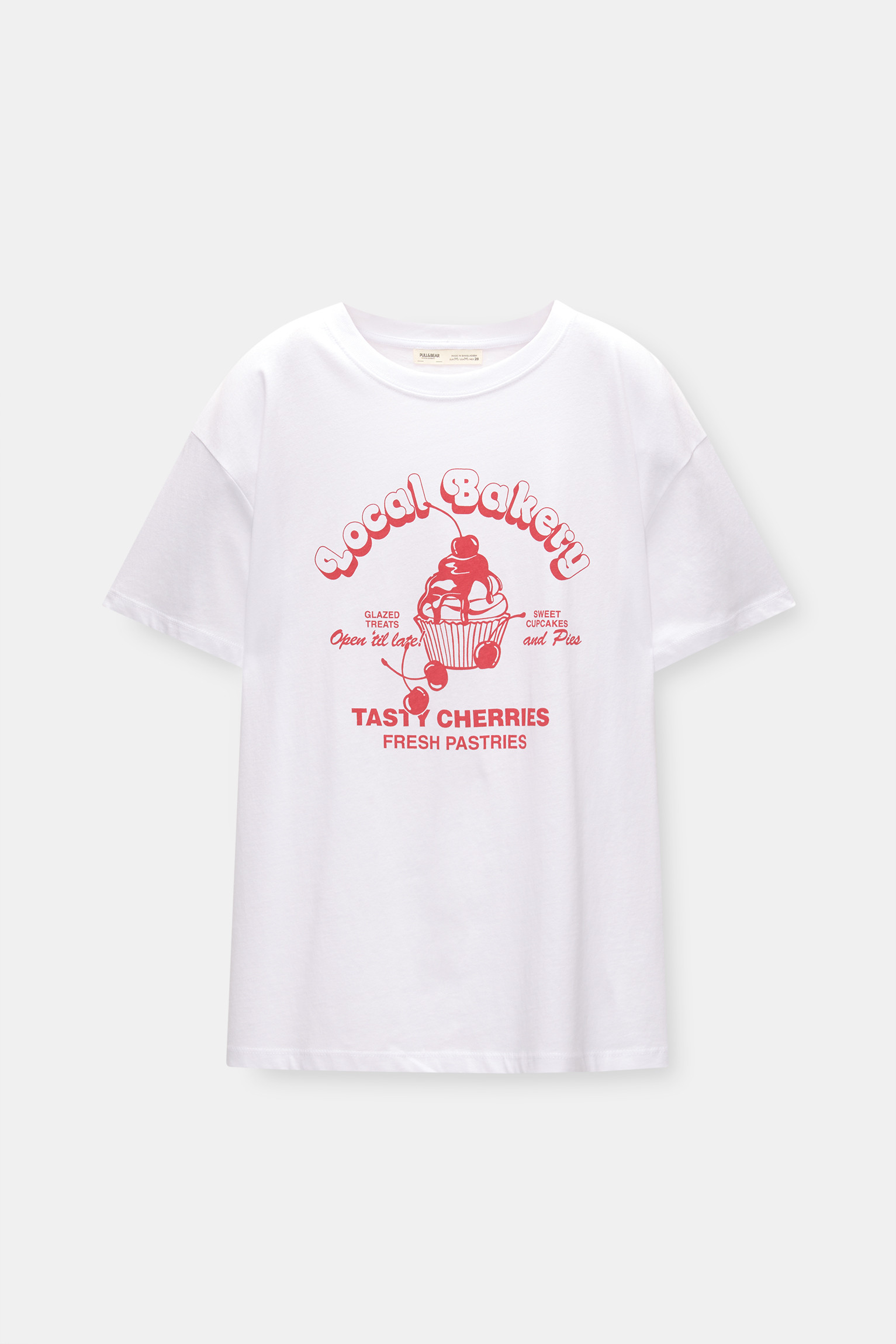 Short sleeve T-shirt with graphic - pull&bear | PULL and BEAR UK