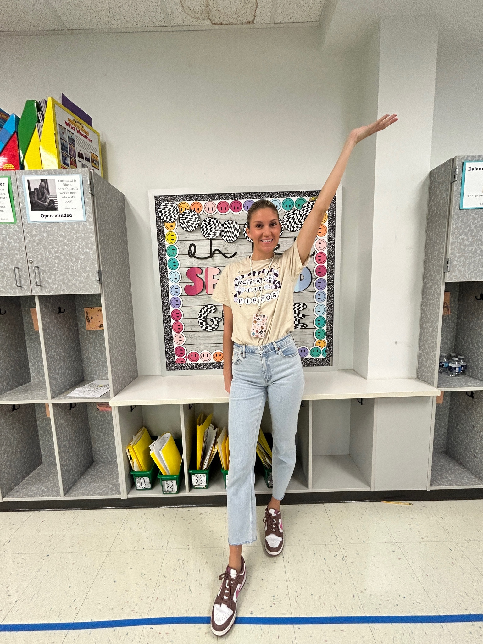 casual teacher outfit / Nike dunks / women’s shoes

These dunks😍 they fit tts I got a size 9!

This is our team shirt this year! Paired with the amazing Abercrombie high waisted mom jean!

#LTKStyleTip