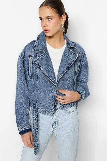 Trendyol Collection Blaue Biker-Jeansjacke mit Reißverschlussdetail TWOSS23CE00050- Trendyol | Trendyol DE