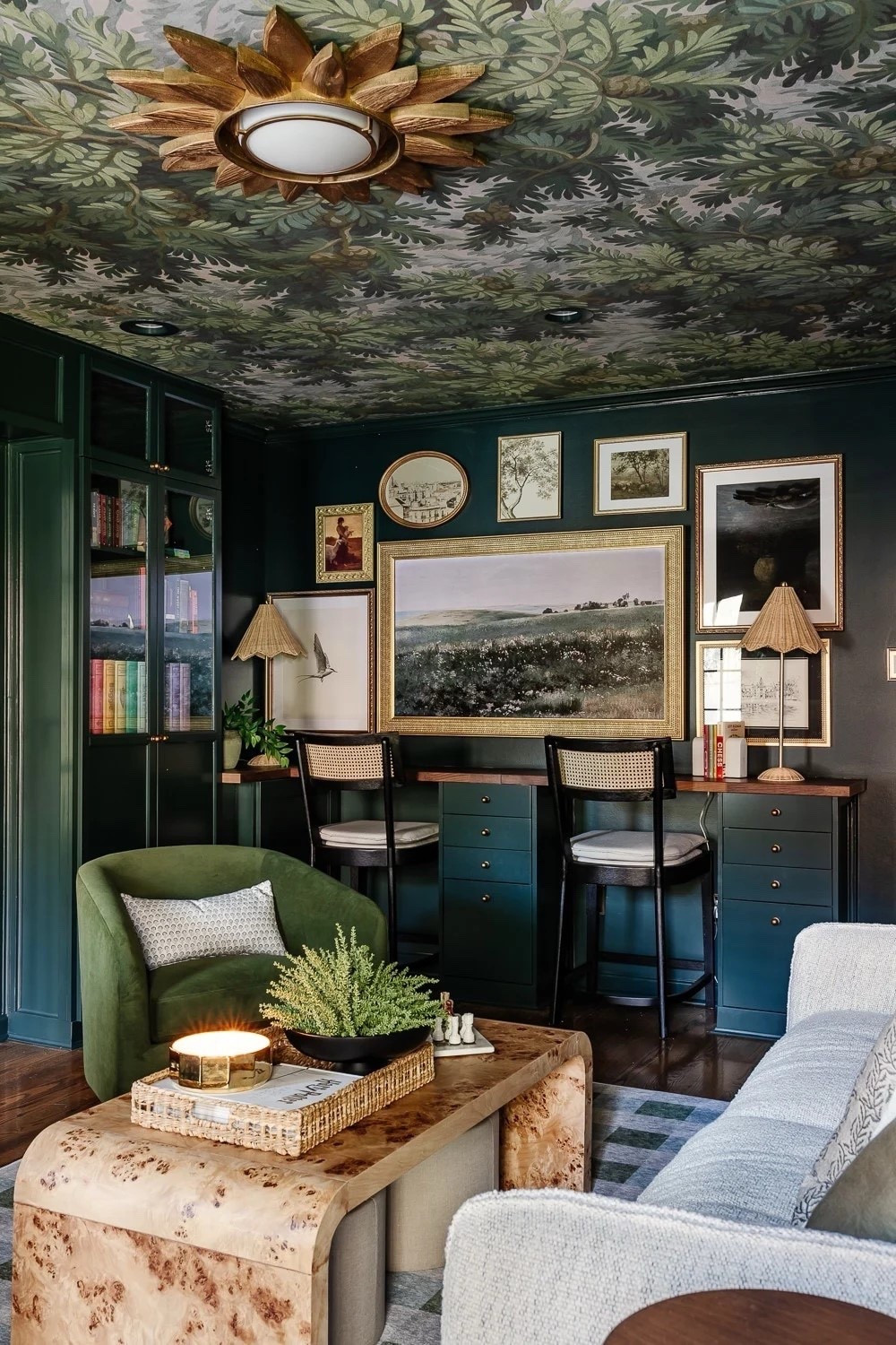  Media room is popping! 

#Barstools #SwivelChair #WallDecor #WallArt #SamsungTV #FrameTV #CoffeeTable

 #LTKStyleTip

#LTKHome