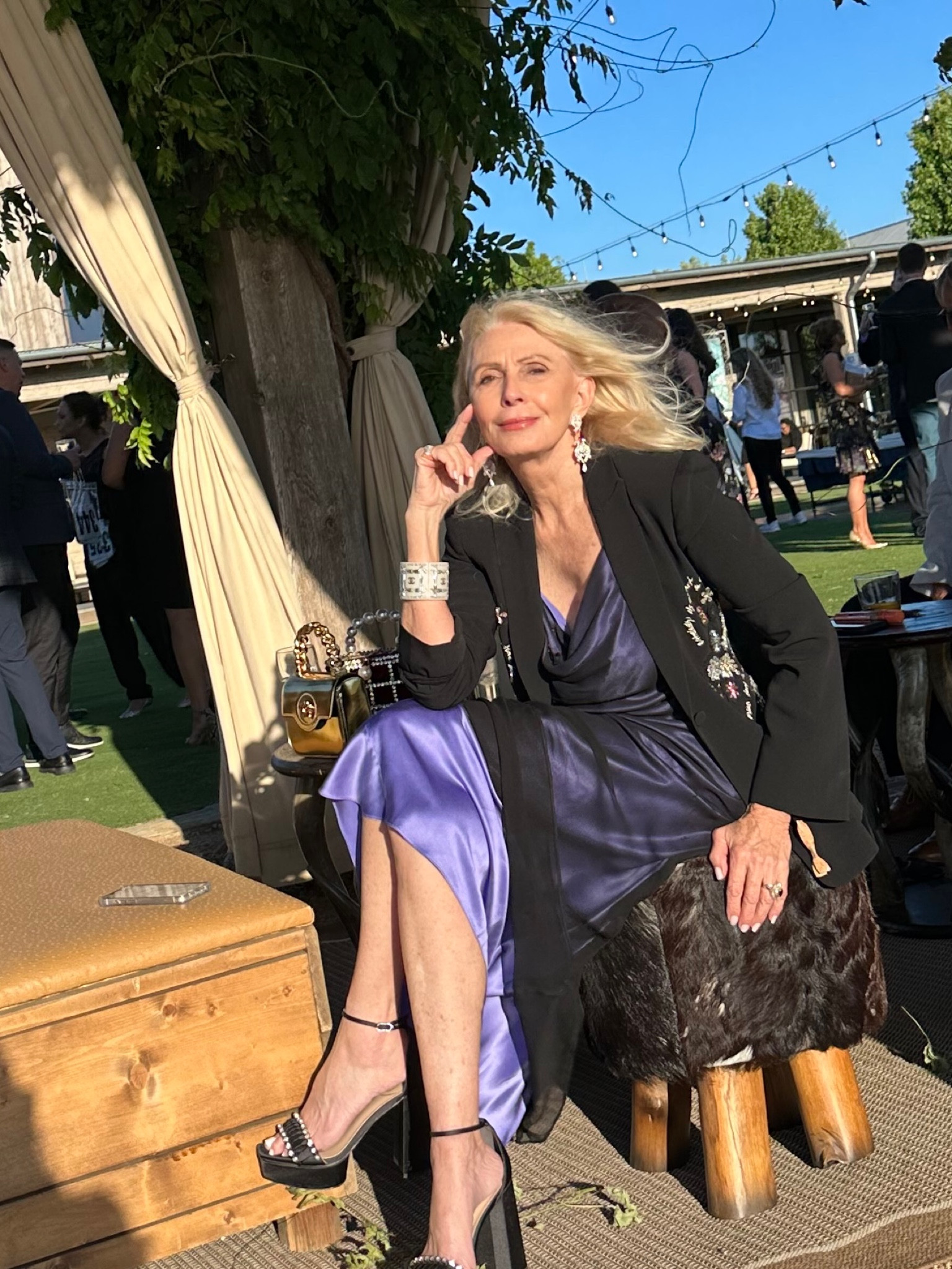 What to wear when you don’t know what to wear.  Keep it simple with these wardrobe staples. 

#LTKSeasonal #LTKstyletip