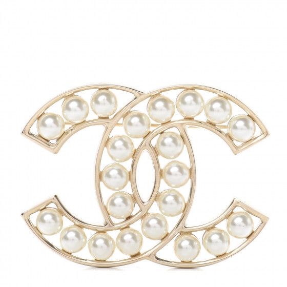 Pearl CC Brooch Light Gold | Fashionphile