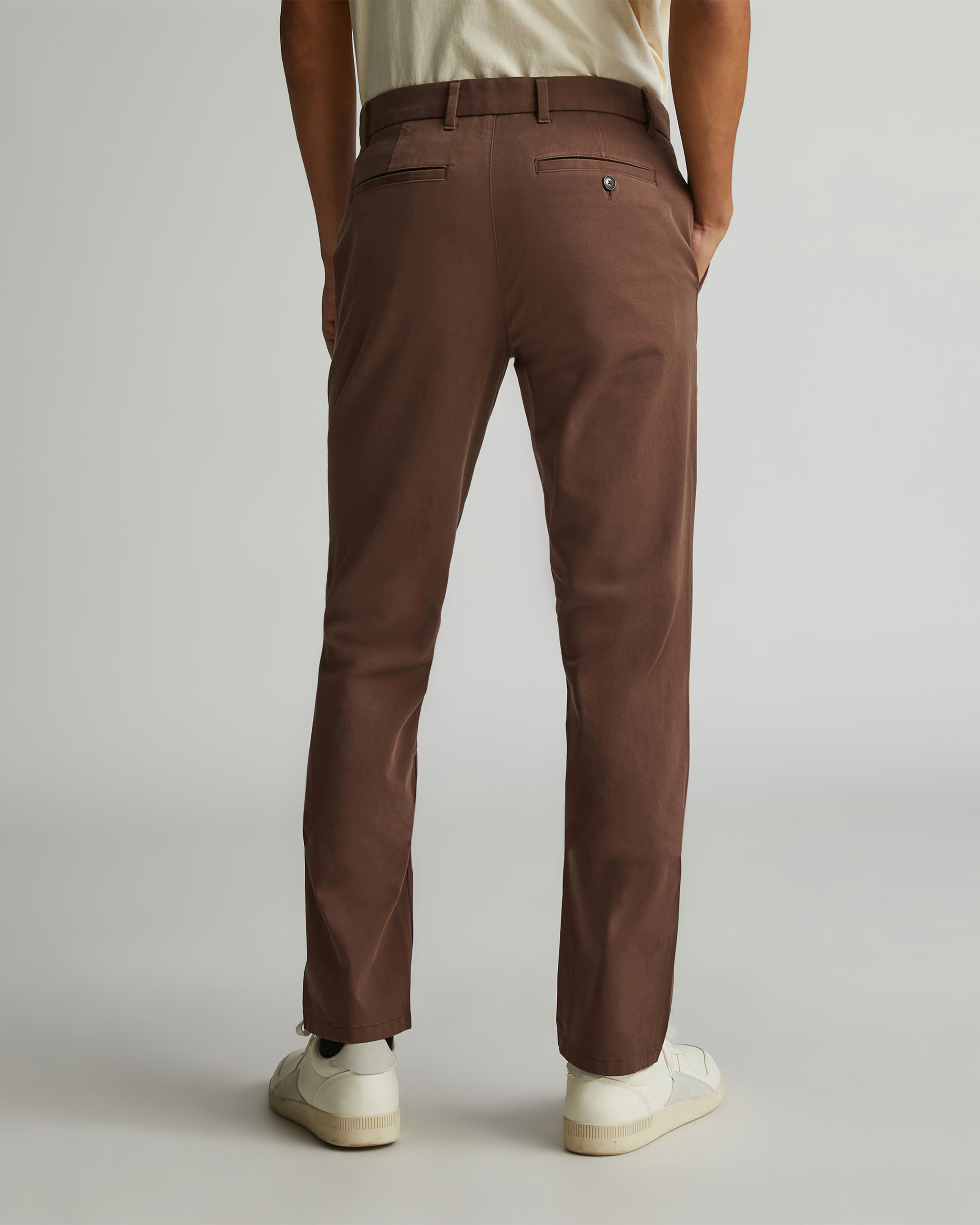 This style is backed by a 365-day guarantee. We're so confident in the
collection that in the unl... | Everlane