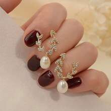 Rhinestone Leaf Decor Faux Pearl Drop Earrings | SHEIN