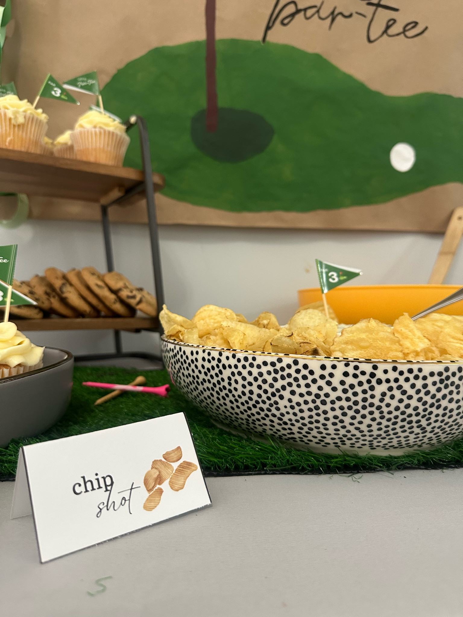 all the things I used for Wyatt's par 3 birthday party!

golf party // third birthday // par 3 party // amazon finds