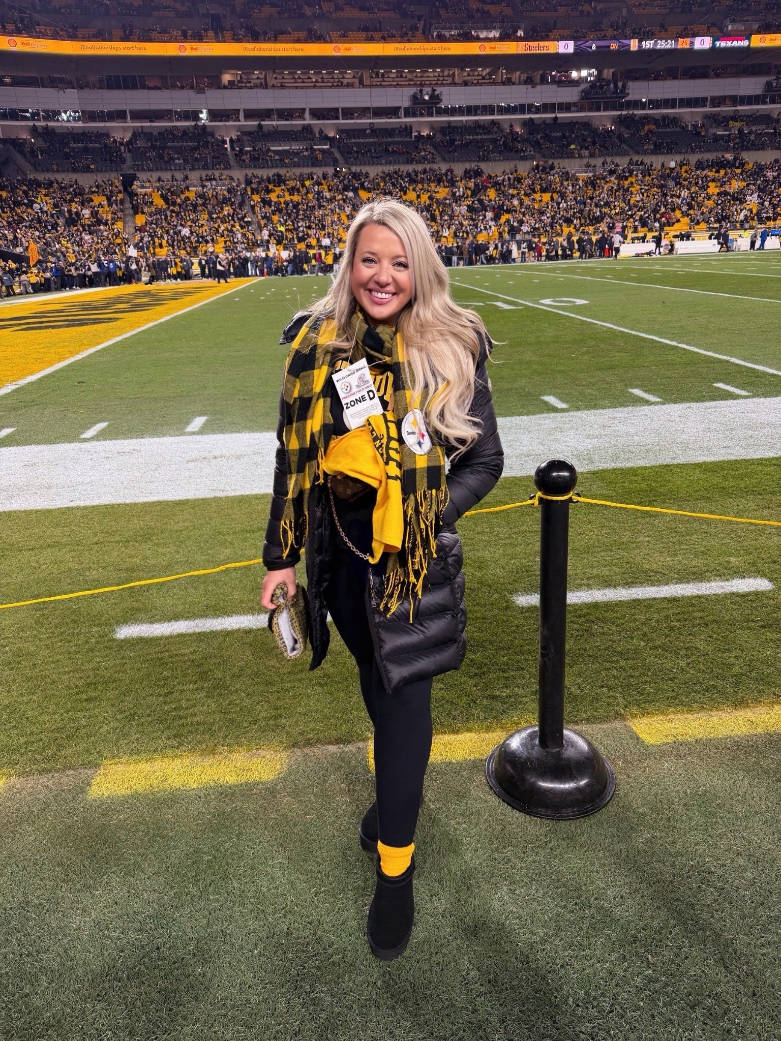 #HereWeGo 🏈✨

#LTKSeasonal #LTKootd