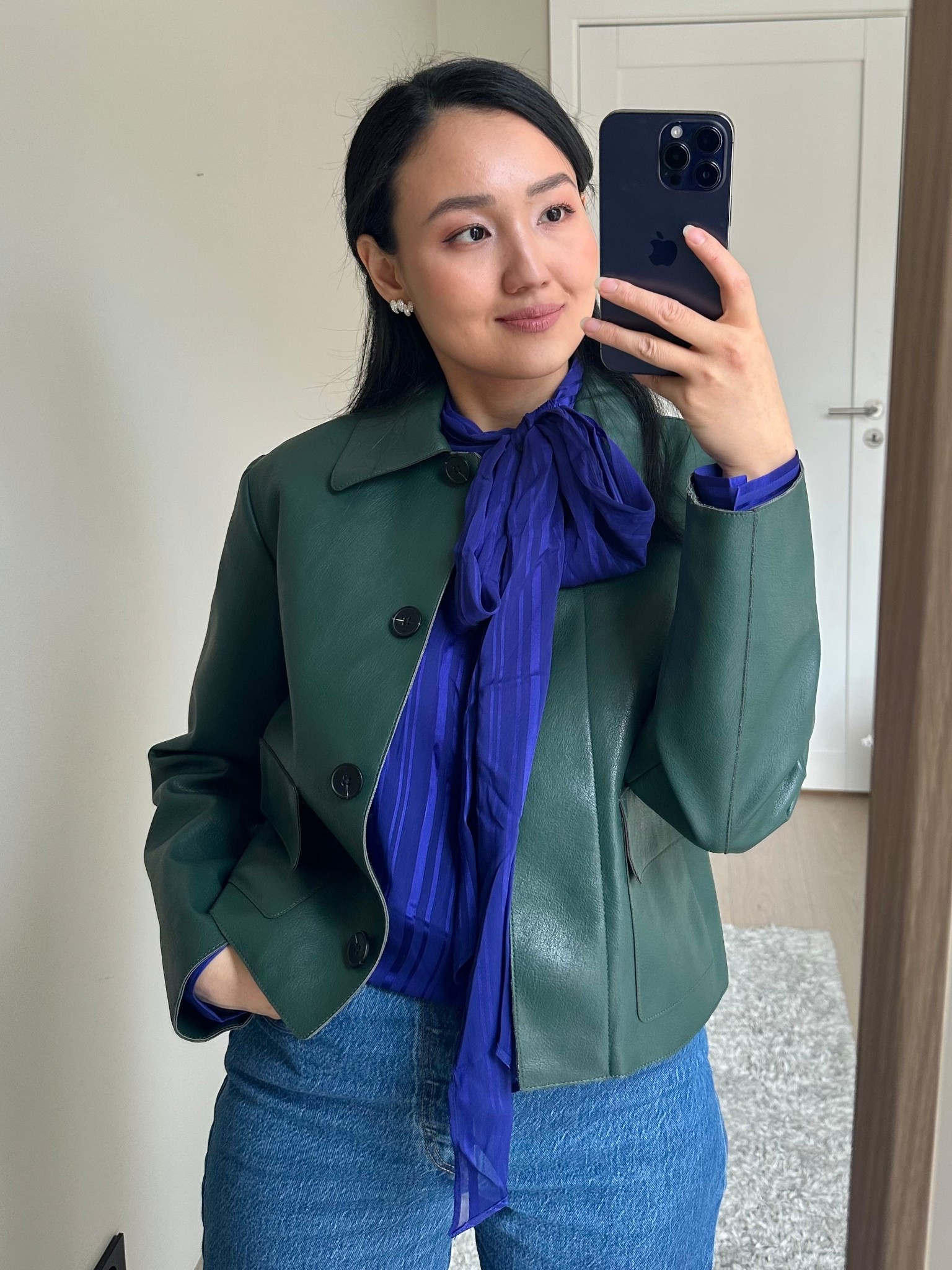 Jacket: XS, Blouse: S

#LTKootd #LTKPetite #LTKSeasonal