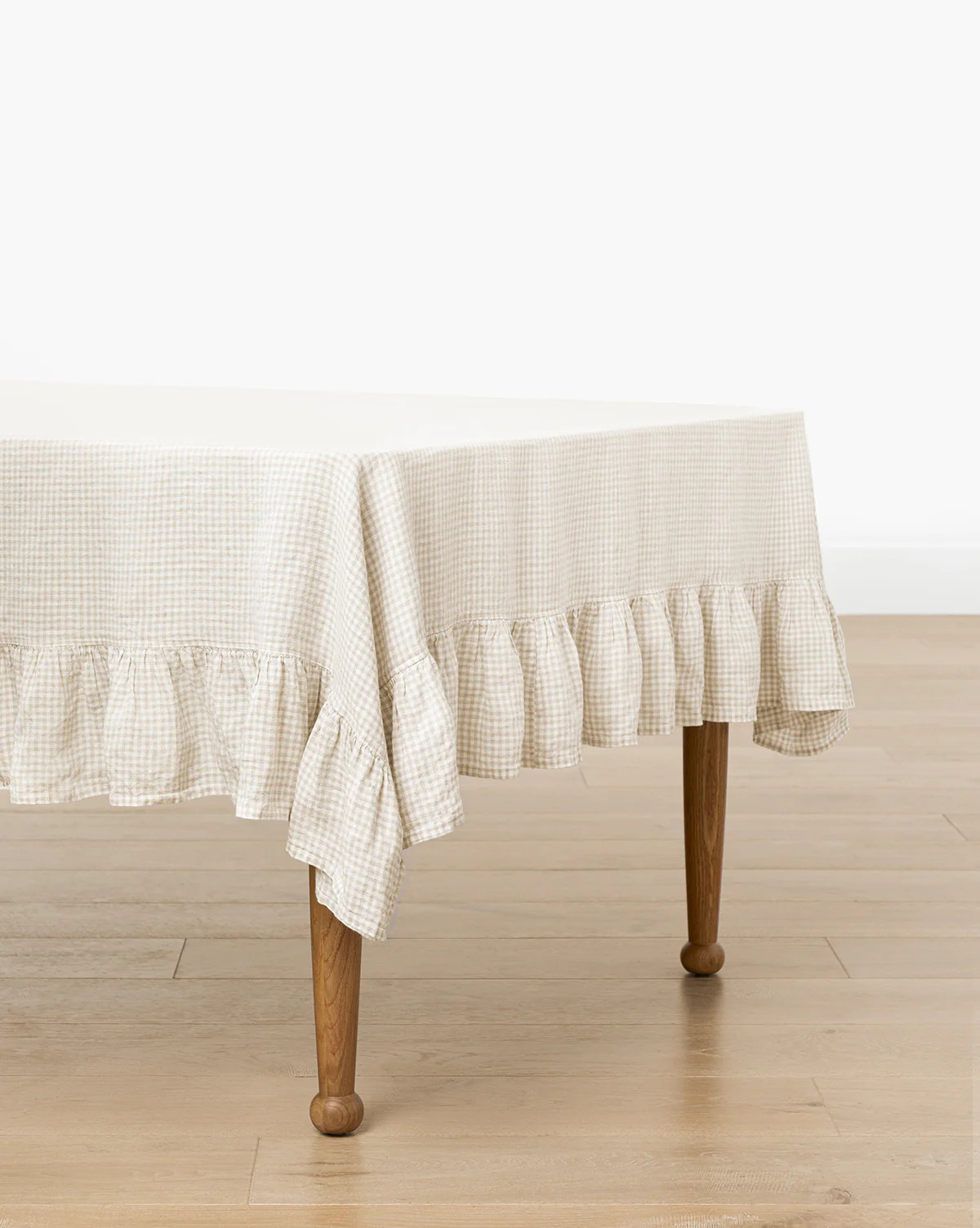 Catania Linen Ruffle Tablecloth | McGee & Co. (US)