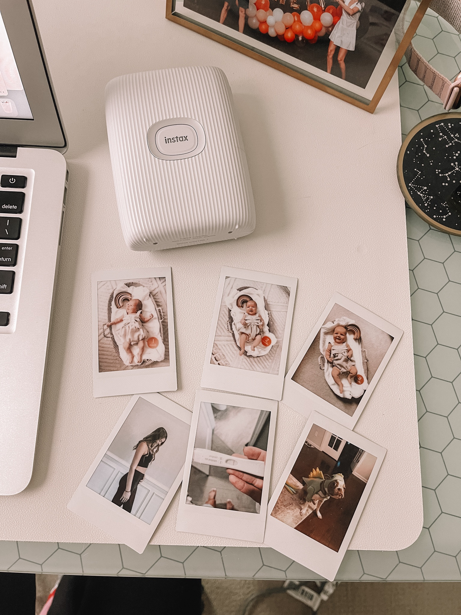 This is the perfect stocking stuffer for anyone who wants to document milestones! I use it for baby milestones and for my monthly pregnancy pictures!

Black Friday deal Christmas gift photography pregnant pictures maternity wear

#LTKfindsunder100 #LTKCyberWeek #LTKGiftGuide