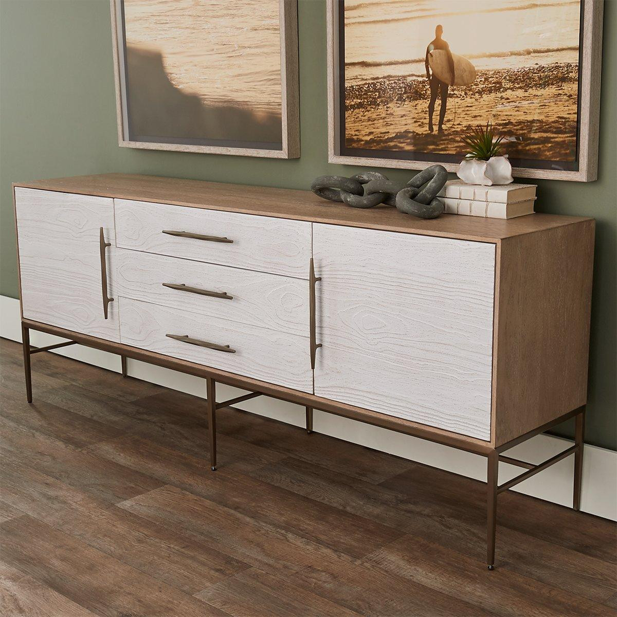 Gordon Media Console | Shades of Light
