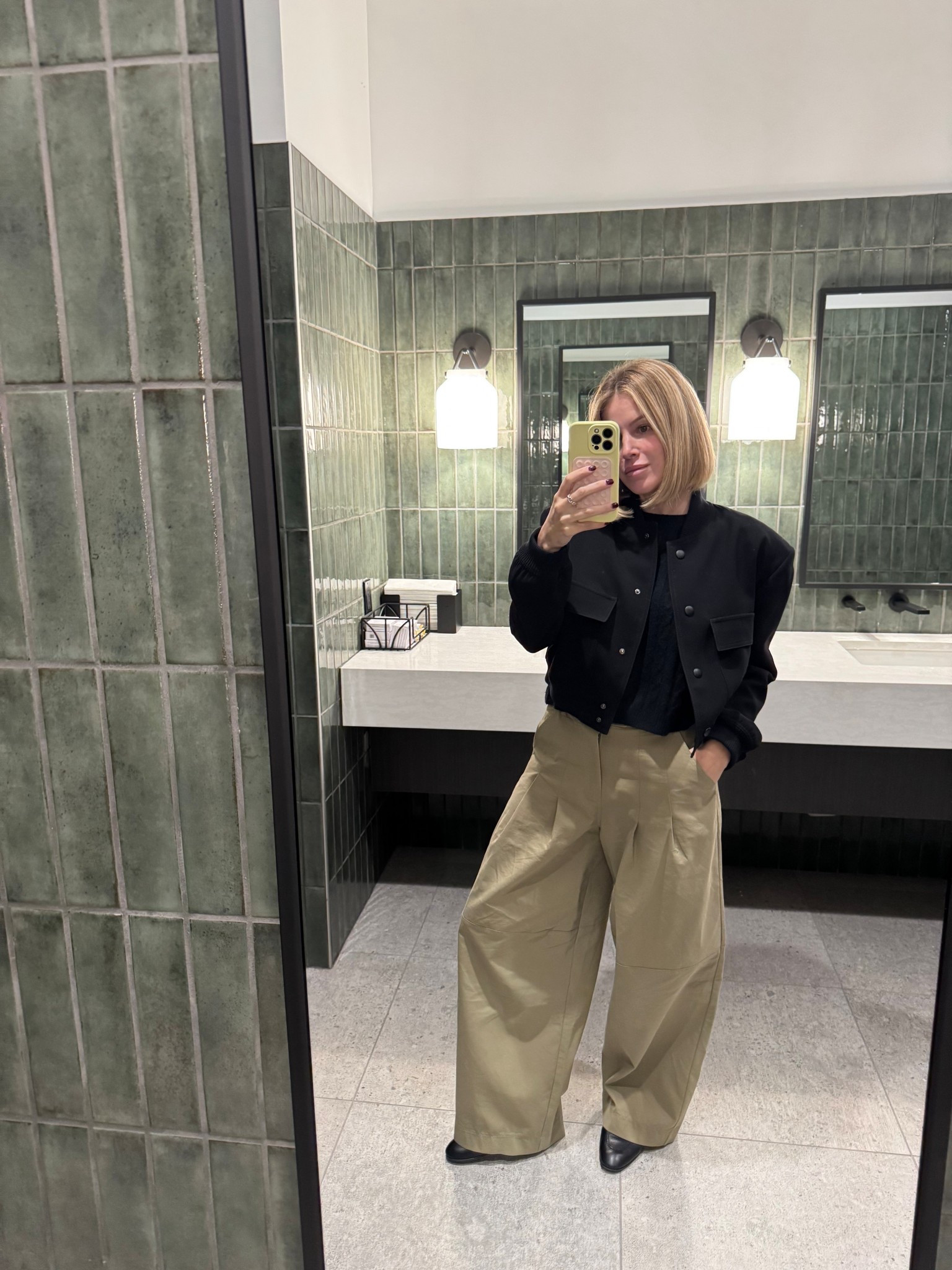 Office outfit idea. Best trousers!

#LTKSaleAlert #LTKStyleTip #LTKPetite