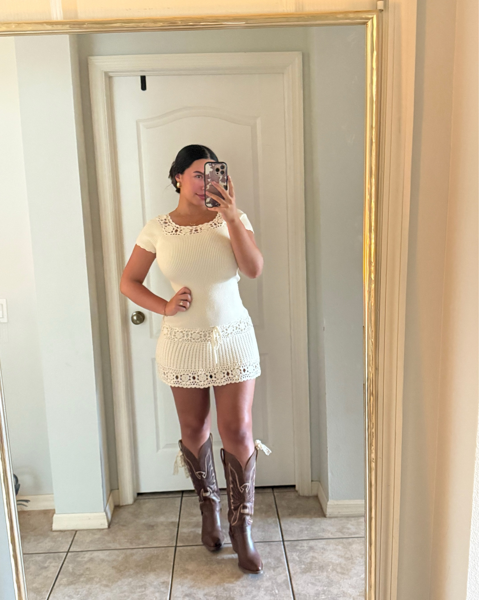 Simple, country girl fall outfit 🍂🌾👢


#LTKStyleTip #LTKSeasonal