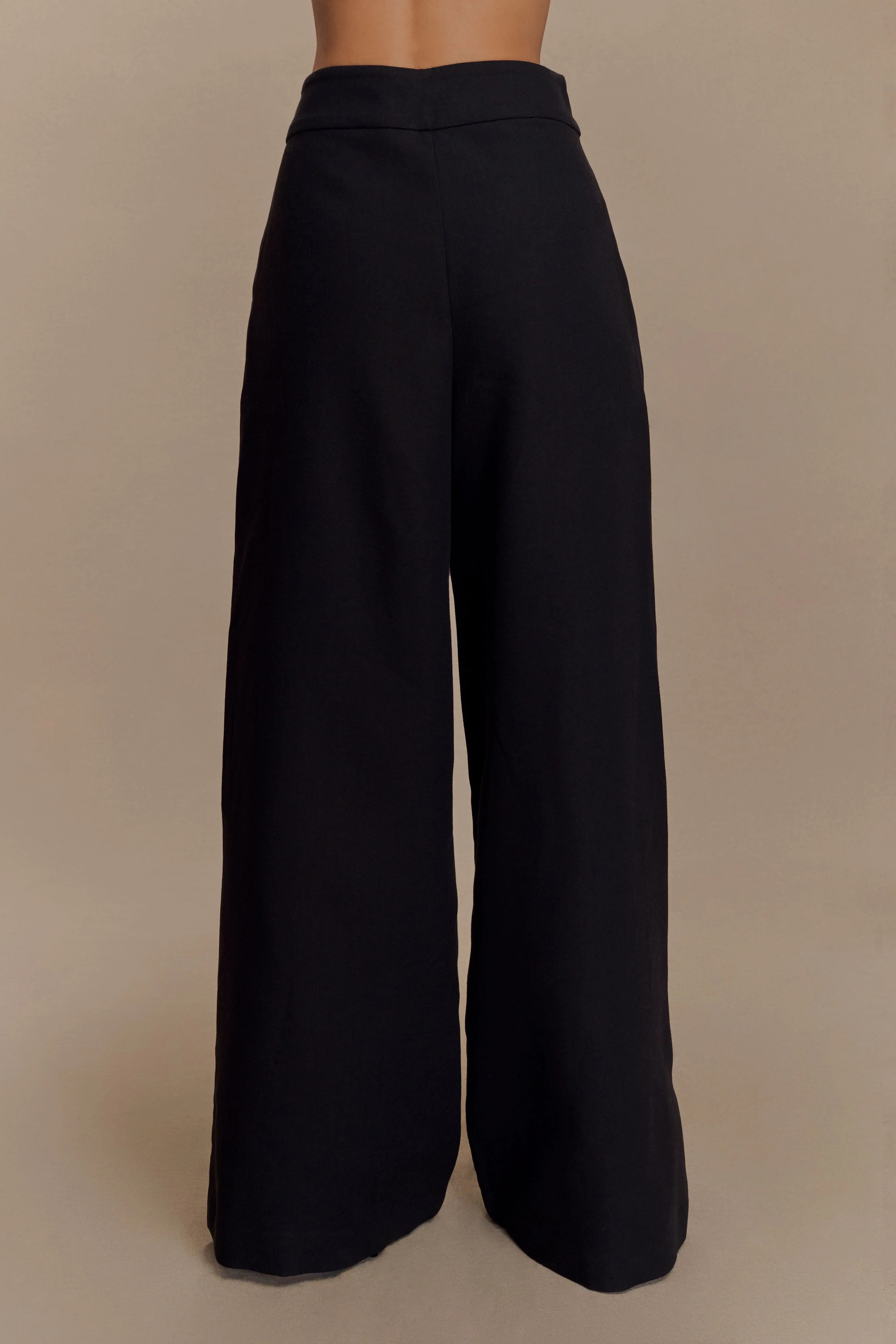 Raya Mid Rise Wide Leg Linen Pant - Black | MESHKI US