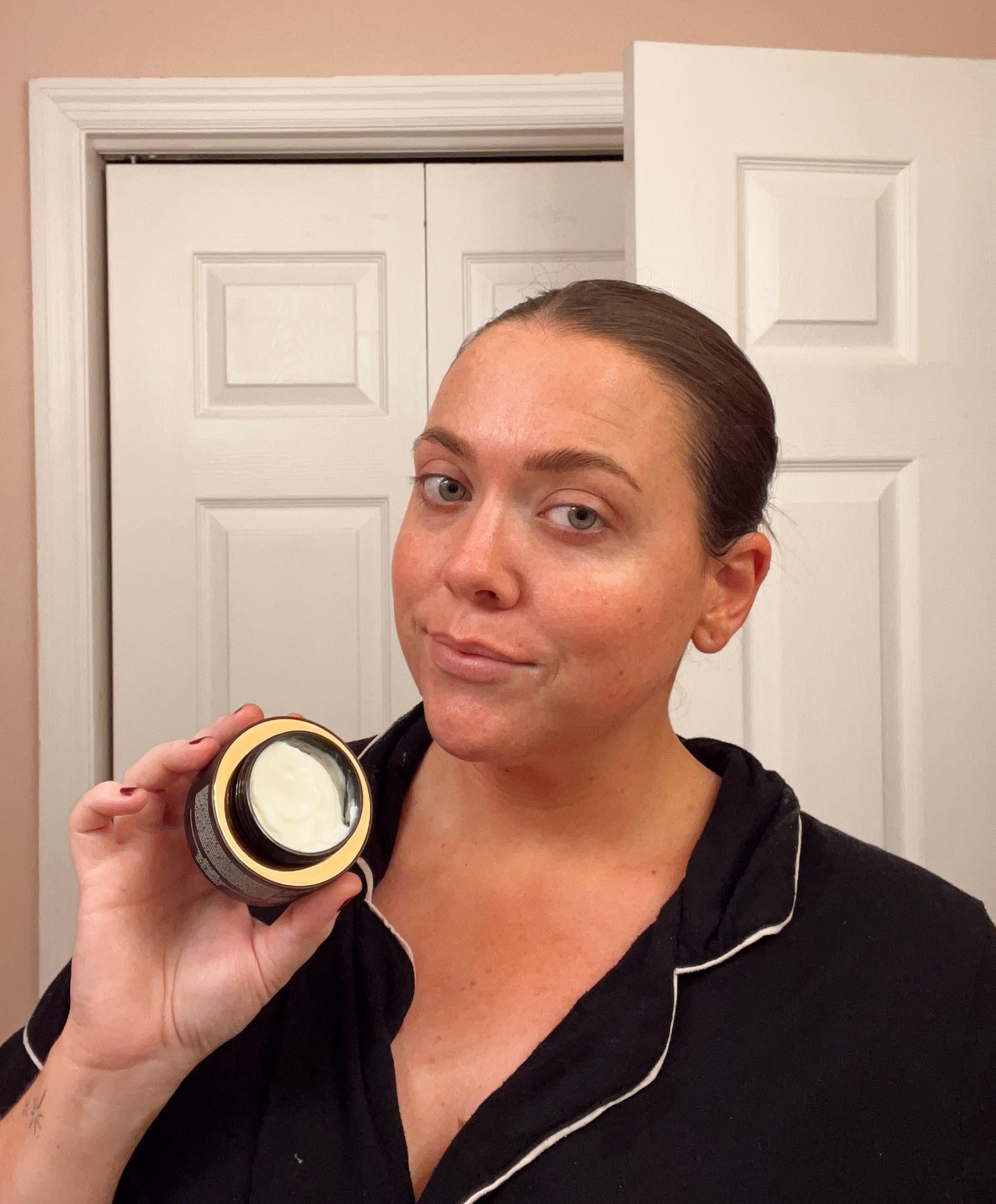 My skin is feeling incredible with this Barrier Repair Mask from DRMTLGY. The smooth, light, but also rich texture is like nothing I’ve ever felt before! This has been a game changer for my skin. 

#skincare #skinmask #skincaremask #drmtlgy #barrierrepair #medicalgradeskinecare 

#LTKHoliday #LTKselfcare #LTKGiftGuide