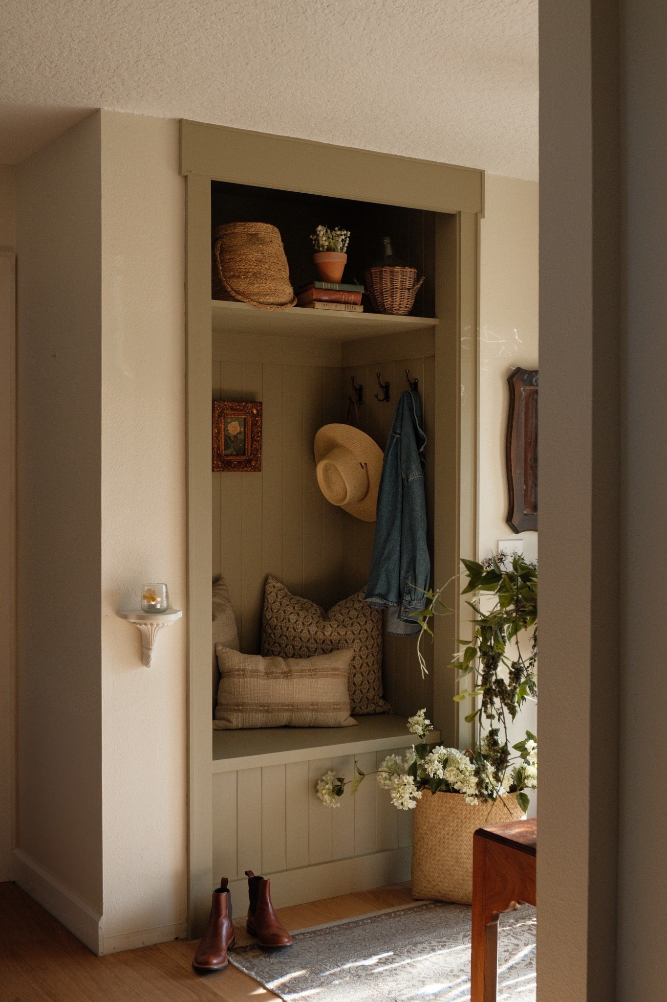 links to items found in this space ✨ some exact, some similar 🤎

#LTKStyleTip #LTKHome #LTKSaleAlert