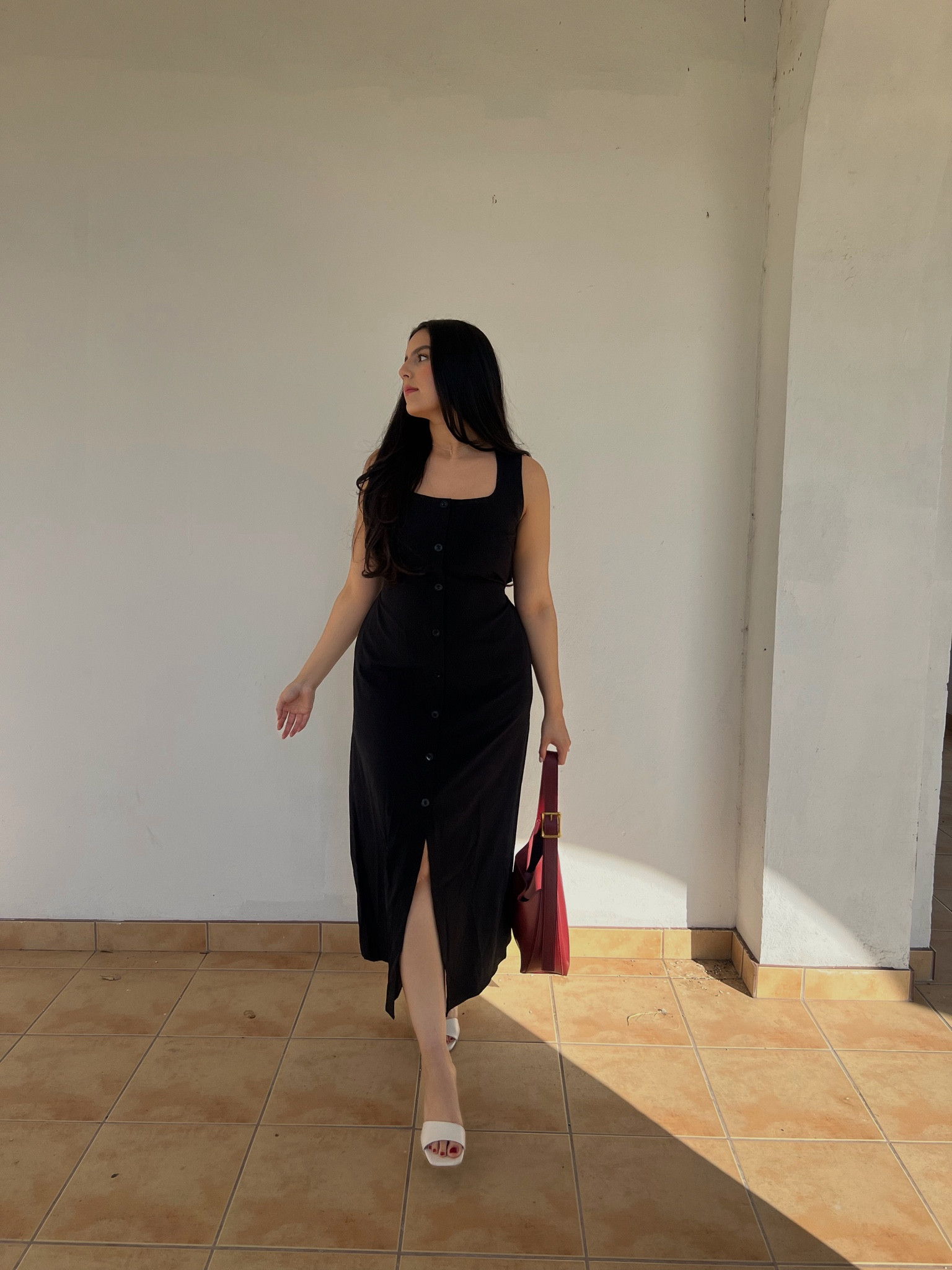 The most perfect little black midi dress 🫶🏻✨🖤

#LTKfindsunder50 #LTKstyletip #LTKmidsize