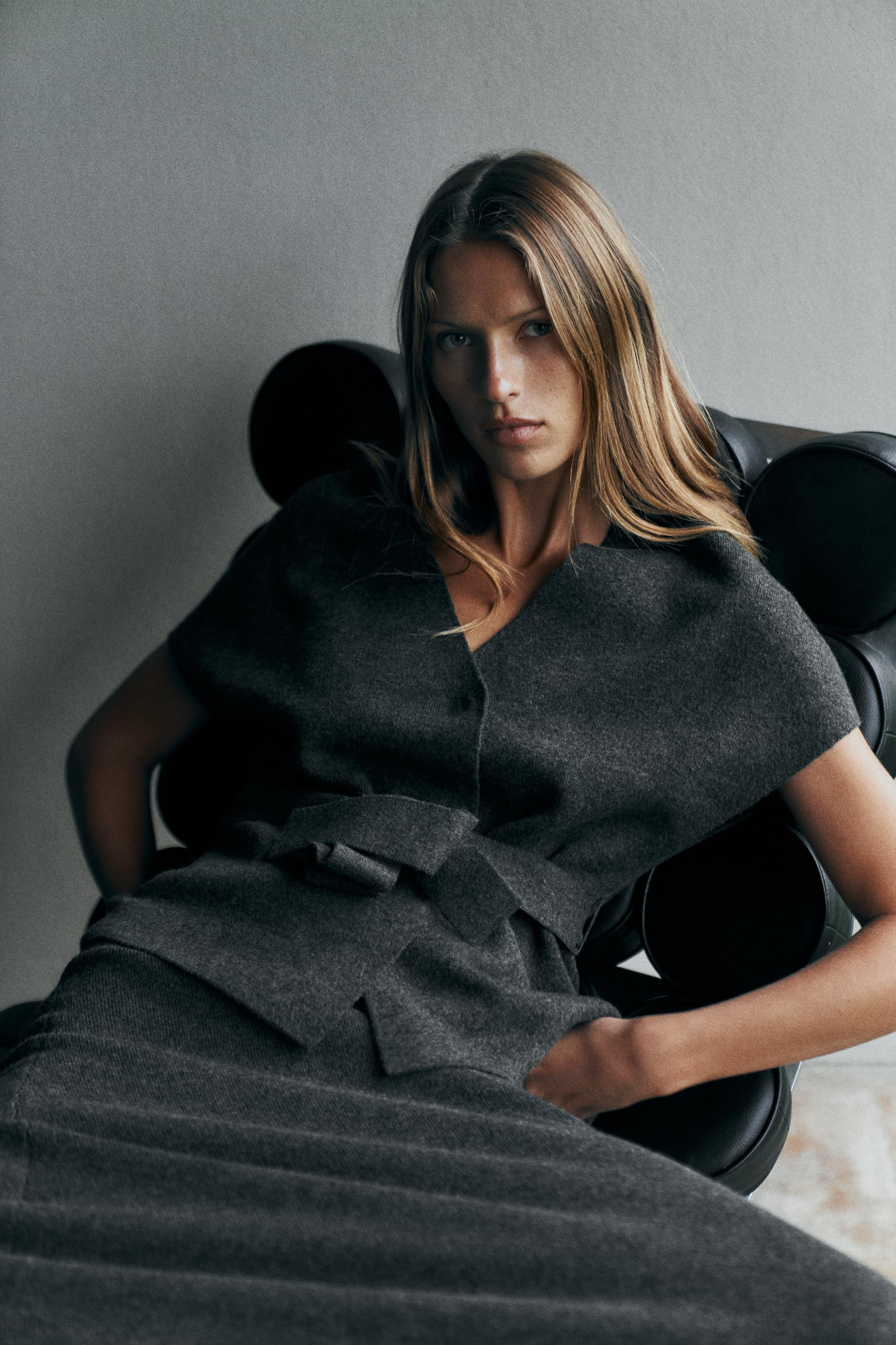 KNIT WAISTCOAT WITH BELT | Zara UK