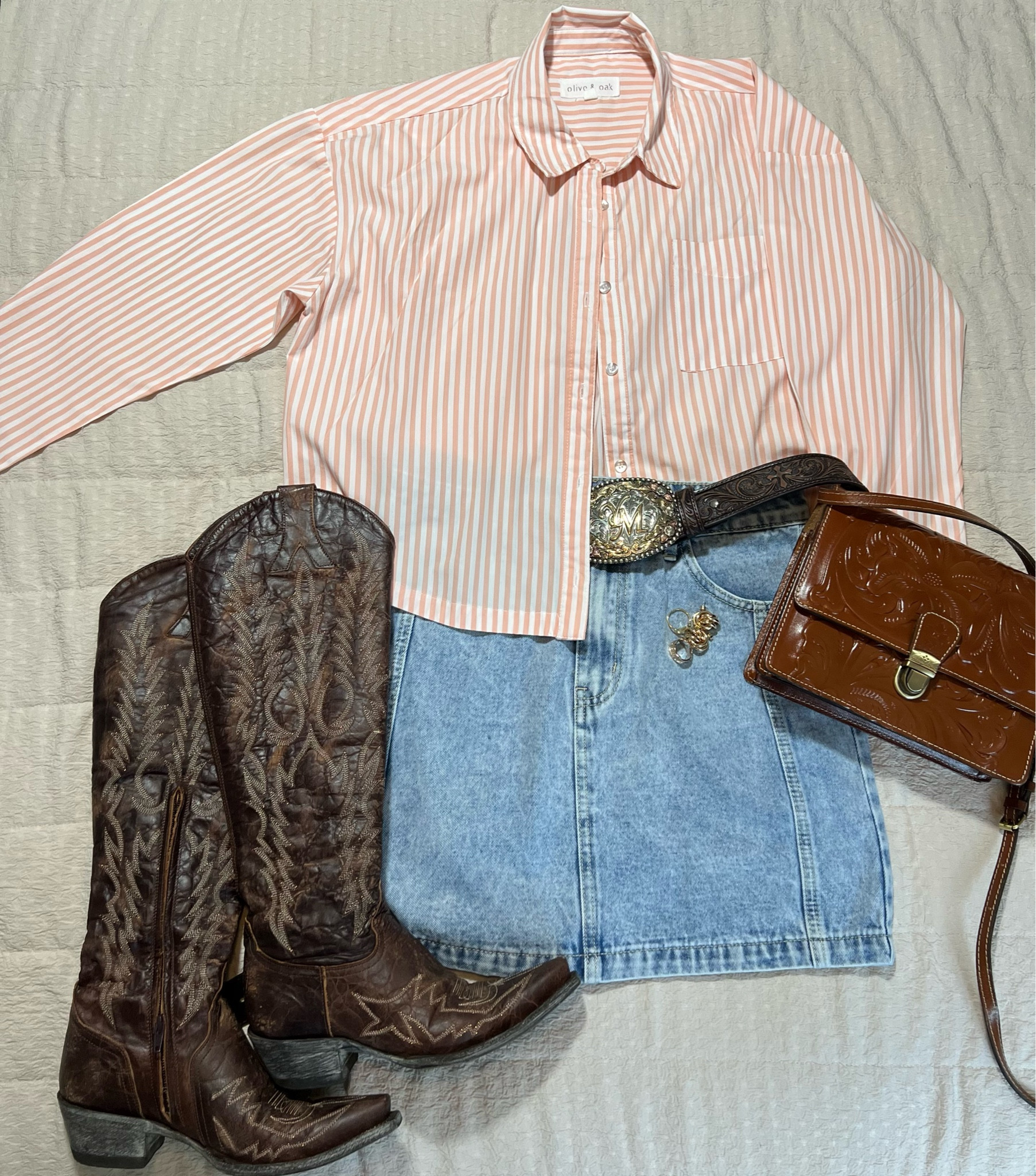 Western Outfit💗

#LTKStyleTip #LTKBeauty #LTKItBag