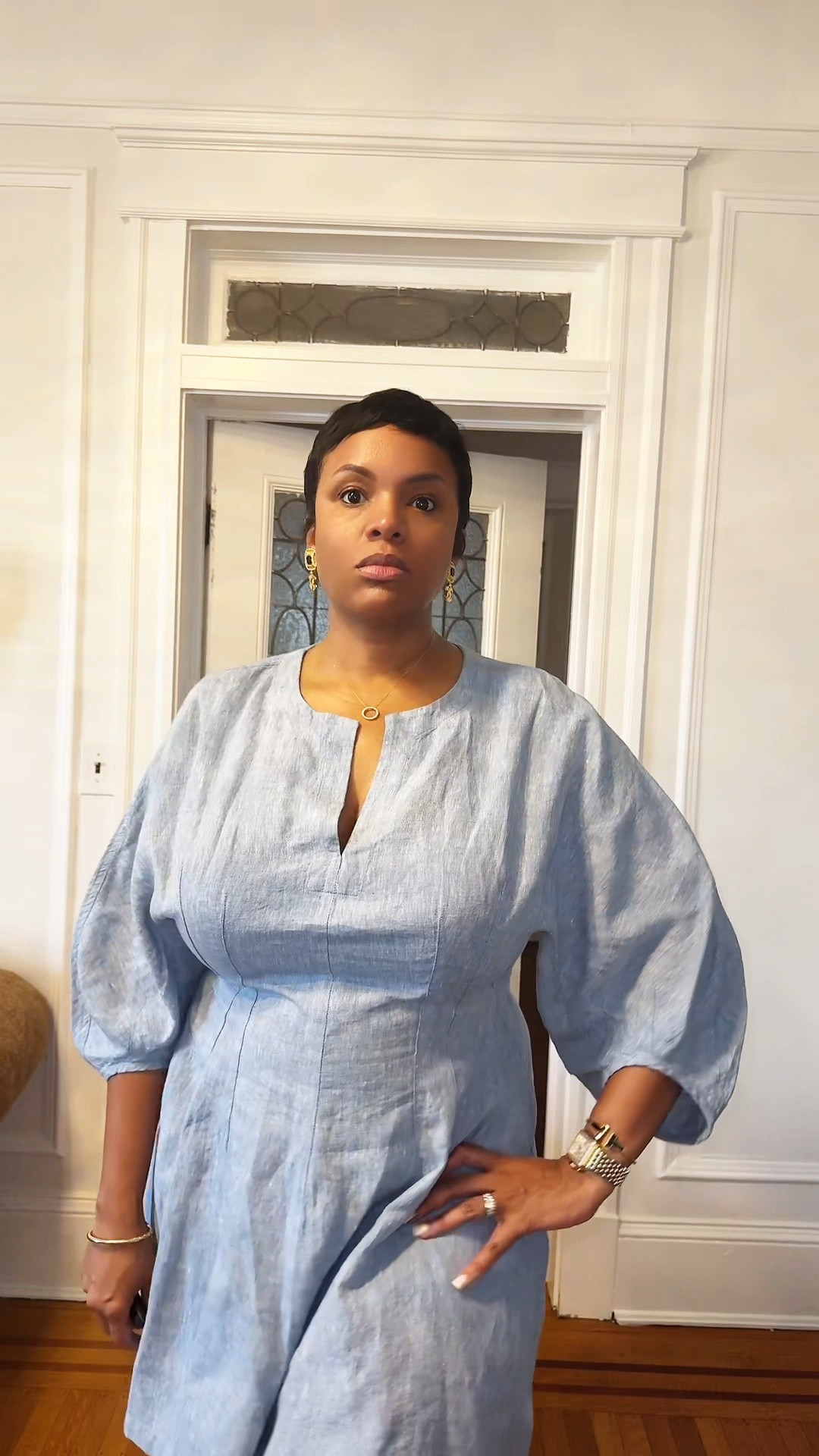 Perfect linen dress for work, date night or anything else where you want to look effortlessly put together 

#LTKStyleTip #LTKMidsize