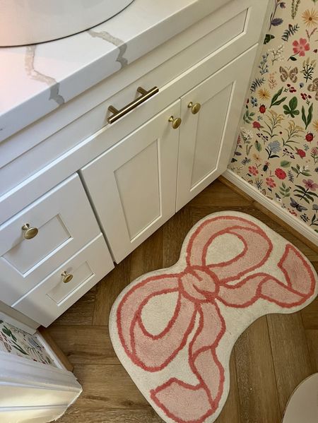 Bow bath mat!🎀 

#LTKfindsunder50 #LTKhome #LTKfindsunder100