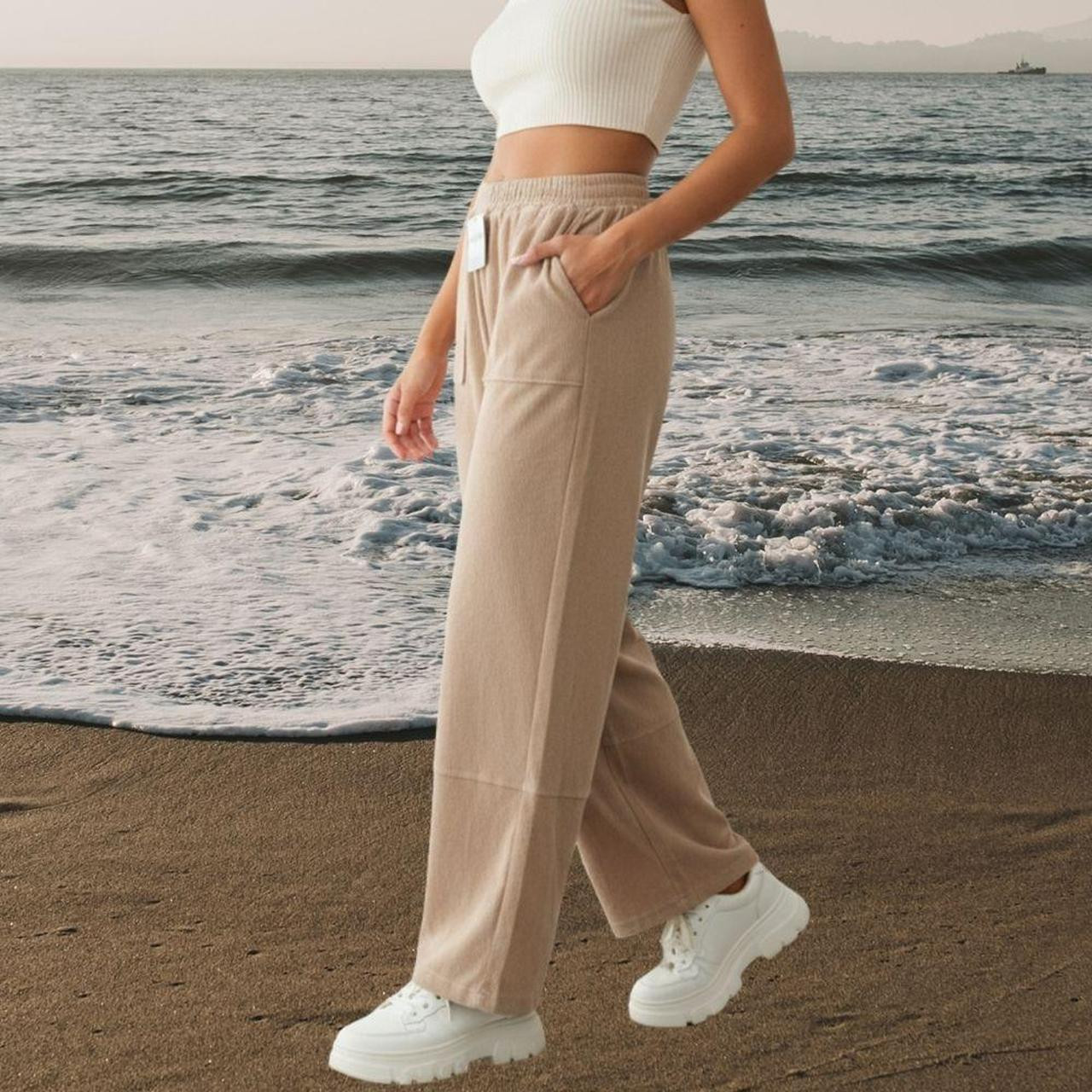 Source Unknown Women's Pants - Tan - S | Depop US