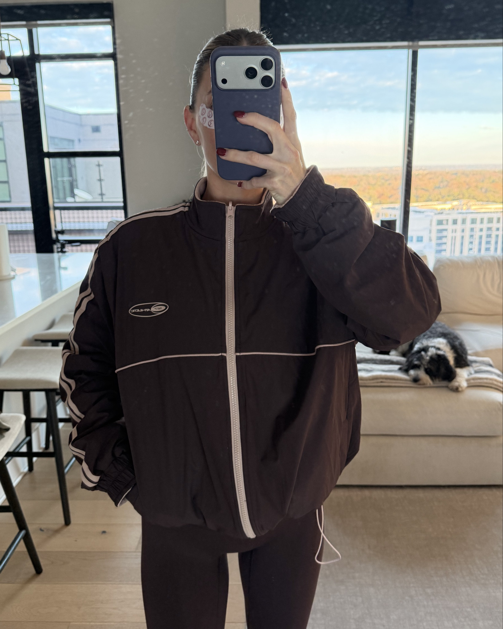 Size small