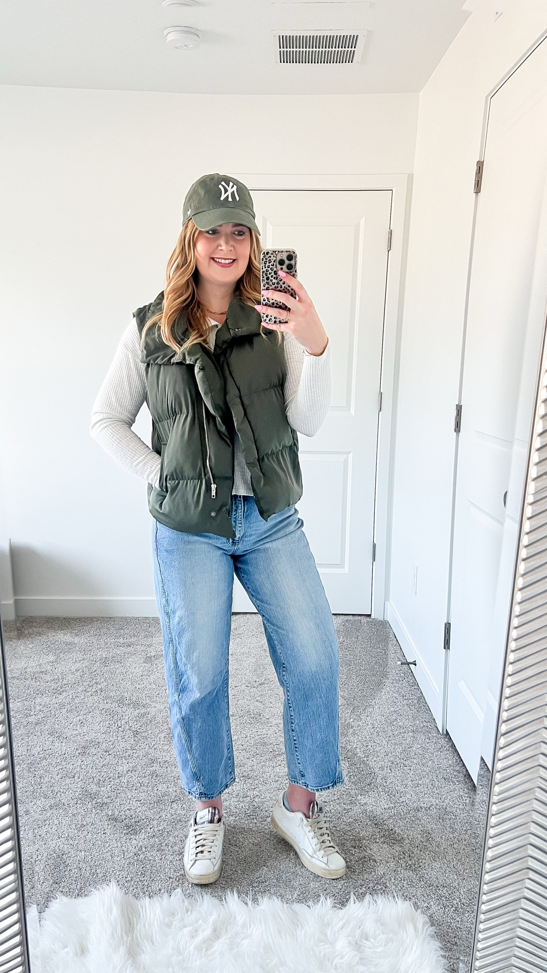 The perfect puffer vest for those in-between seasons 🤍 I’m wearing a size small. Comes in a few colors💚

#LTKMidsize #LTKootd #LTKActive