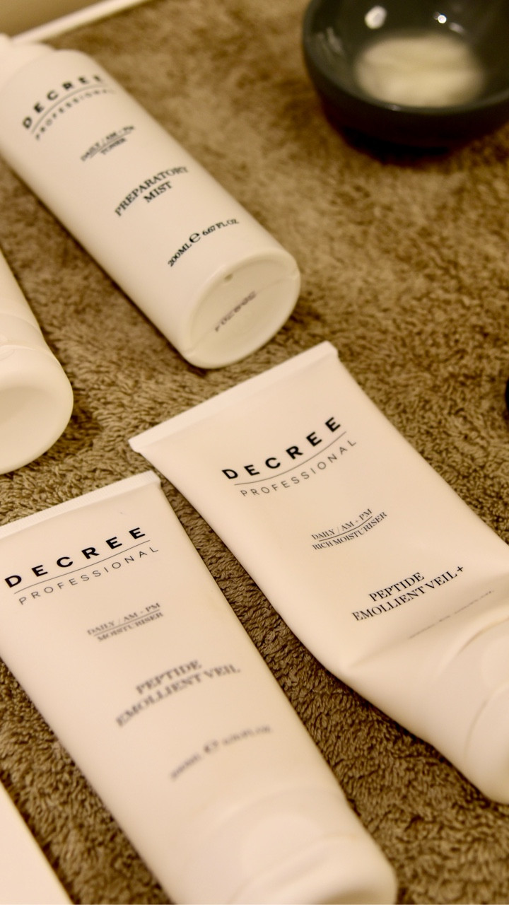 Decree just stepped into the luxury wellness space and it makes perfect sense.

Now you all know I’ve been such a fan of Decree for years, they are one of my most trusted brands (I bang on about them non-stop to anyone who will listen!) and seeing them evolve with Decree pro has been a real pleasure.

It feels so seamless to me, taking a clinically-driven, expert-led brand and blending with the English heritage backdrop of a luxury hotel is a match made in heaven. Not to mention the massage techniques which have been specially developed for this experience. Absolute bliss.  

If you are already a fan of Decree as I am, or just want a luxurious way to experience the brand, this is perfection.

Have you experienced Decree before — or would this be your first introduction to the brand?

And Sali Hughes code SALICBgets 20% off at Cult Beauty
#decreepro #decreeskincare #clivedenhouse #luxurywellness #skincareroutine #holisticskincare #uksparitual #luxuryfacial #britishbeauty #skincareeditorial

@decreeskincare @clivedenhouse

#LTKbeauty #LTKluxury