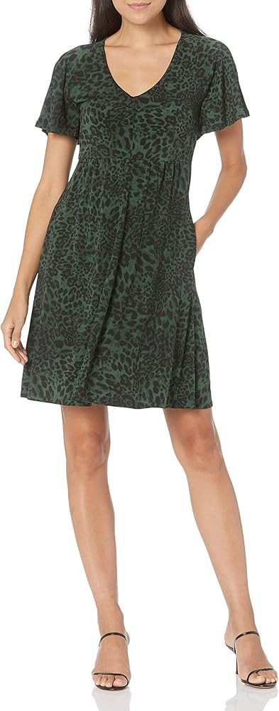 Lark & Ro Women's Lightweight Kimono Short Sleeve Smocked Waist Dress with Pockets | Amazon (US)