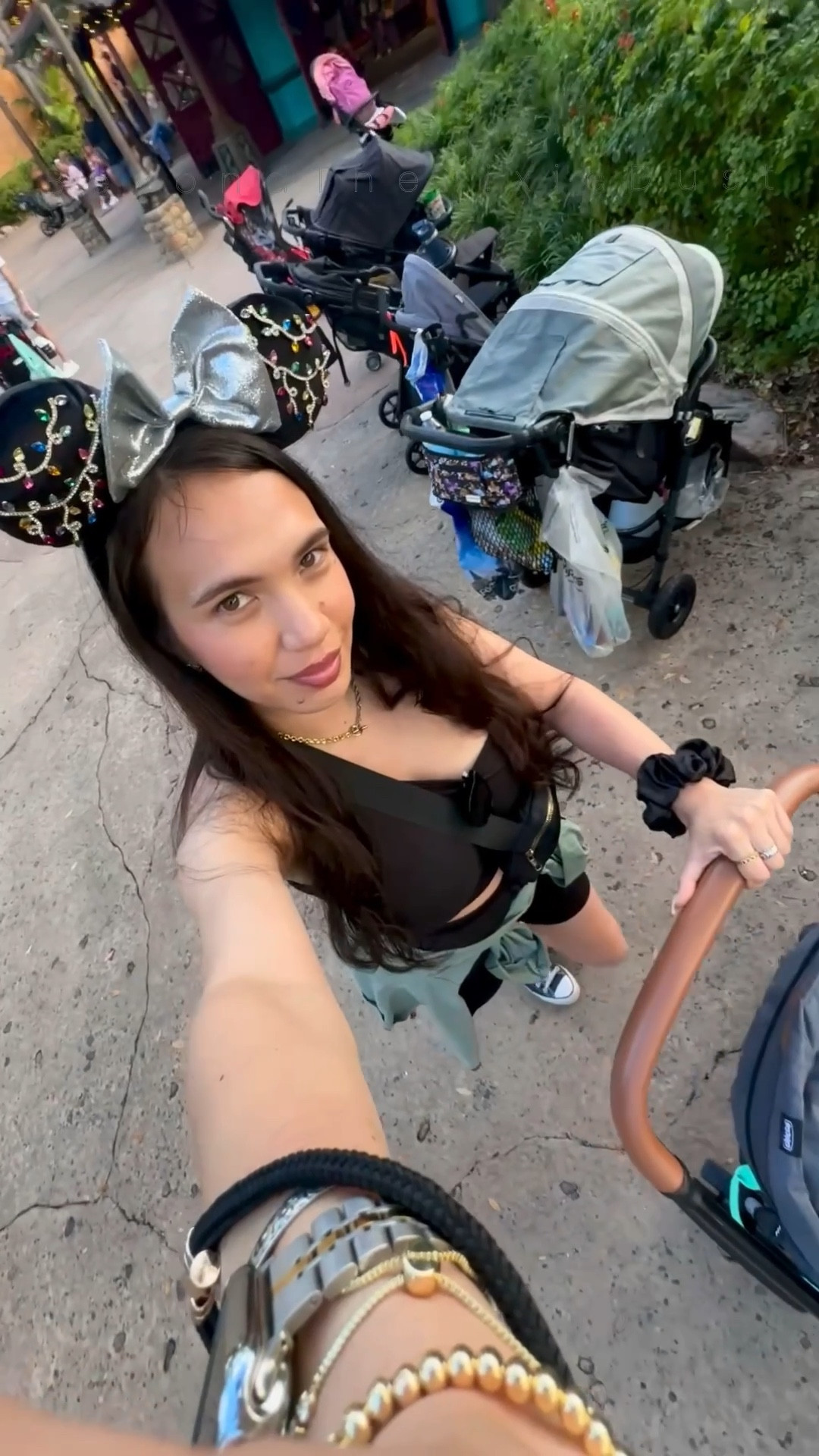 Disney x BaubleBar Holiday Lights Minnie Ears 🎄✨ Paired with matching holiday earrings and my favorite comfy set for the ultimate festive Disney outfit! The stroller in the video, my makeup, and all the pieces I styled with this look are linked!

#LTKdayinmylife #LTKHoliday #LTKTravel