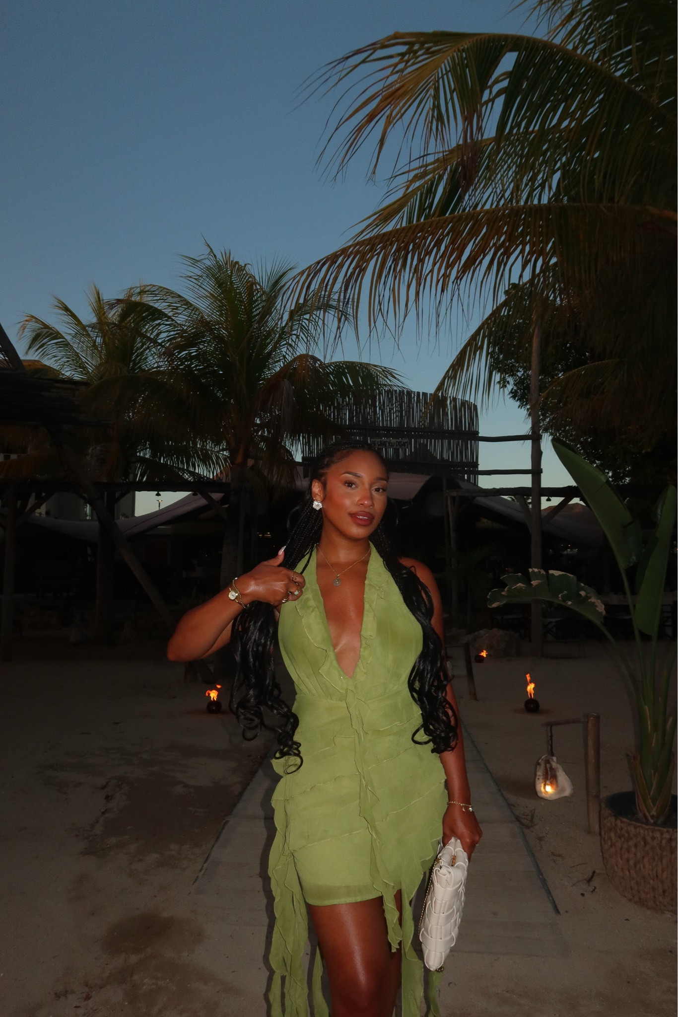 The Perfect Vacation Dress


#LTKStyleTip #LTKTravel #LTKFindsUnder50