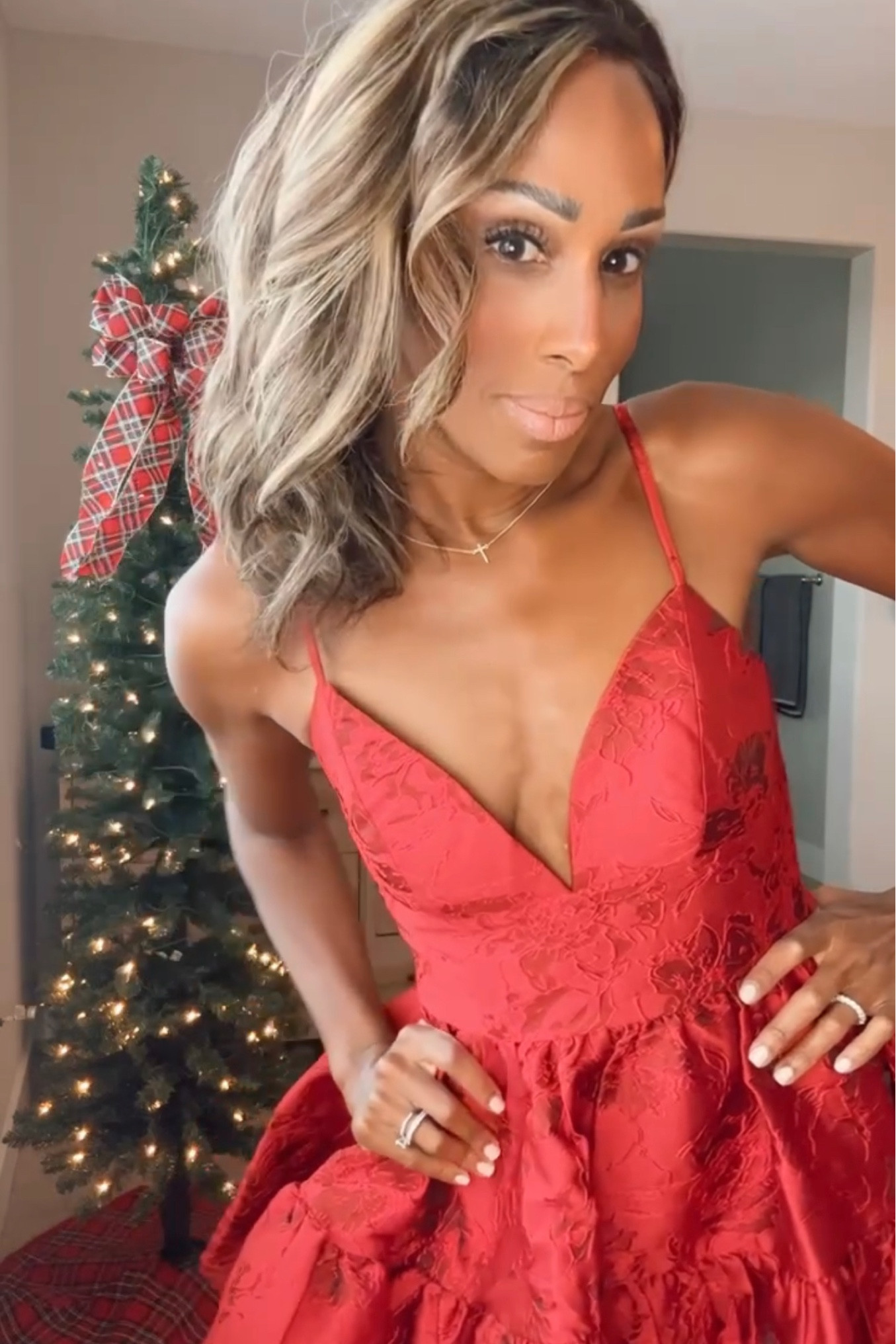 This months @showpo try on is one of my favorites 🥰 this red dress is so stunning and I can’t wait to wear it out!!Both dresses would be perfect options for a holiday party and are so cute ✨ 

Wearing a size 4 in both

I try on haul I style inspiration | unboxing | GRWM | date night I trending I style inspo | fashion trends | fall fashion | fashion finds | need I want | haul | outfit inspiration | fashion inspo

#ltkfashion #ltkit #ltkstyle #ltkholidaystyle

#LTKparties #LTKstyletip #LTKHoliday