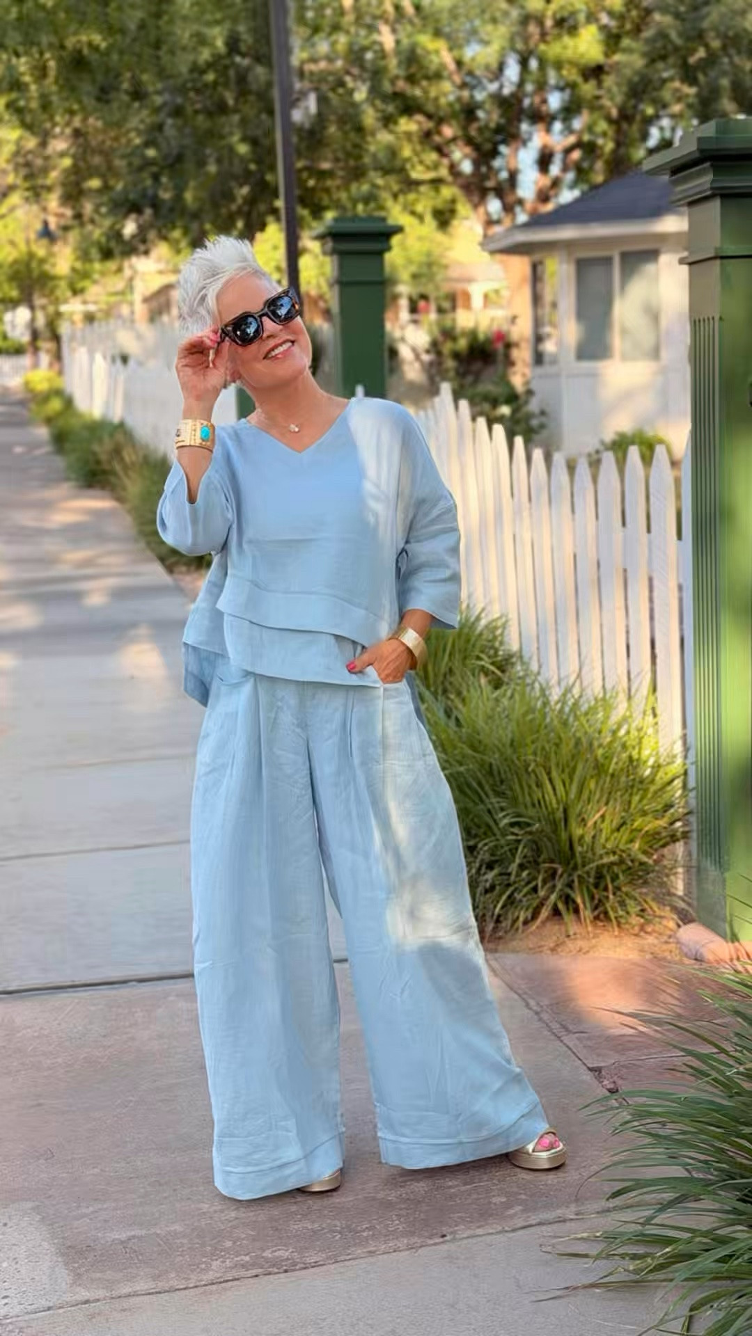 Are you looking for a BEAUTIFUL BLUE LINEN OUTFIT? Love this so much! #gardenwedding #linenoutfit

#LTKootd #LTKOver40