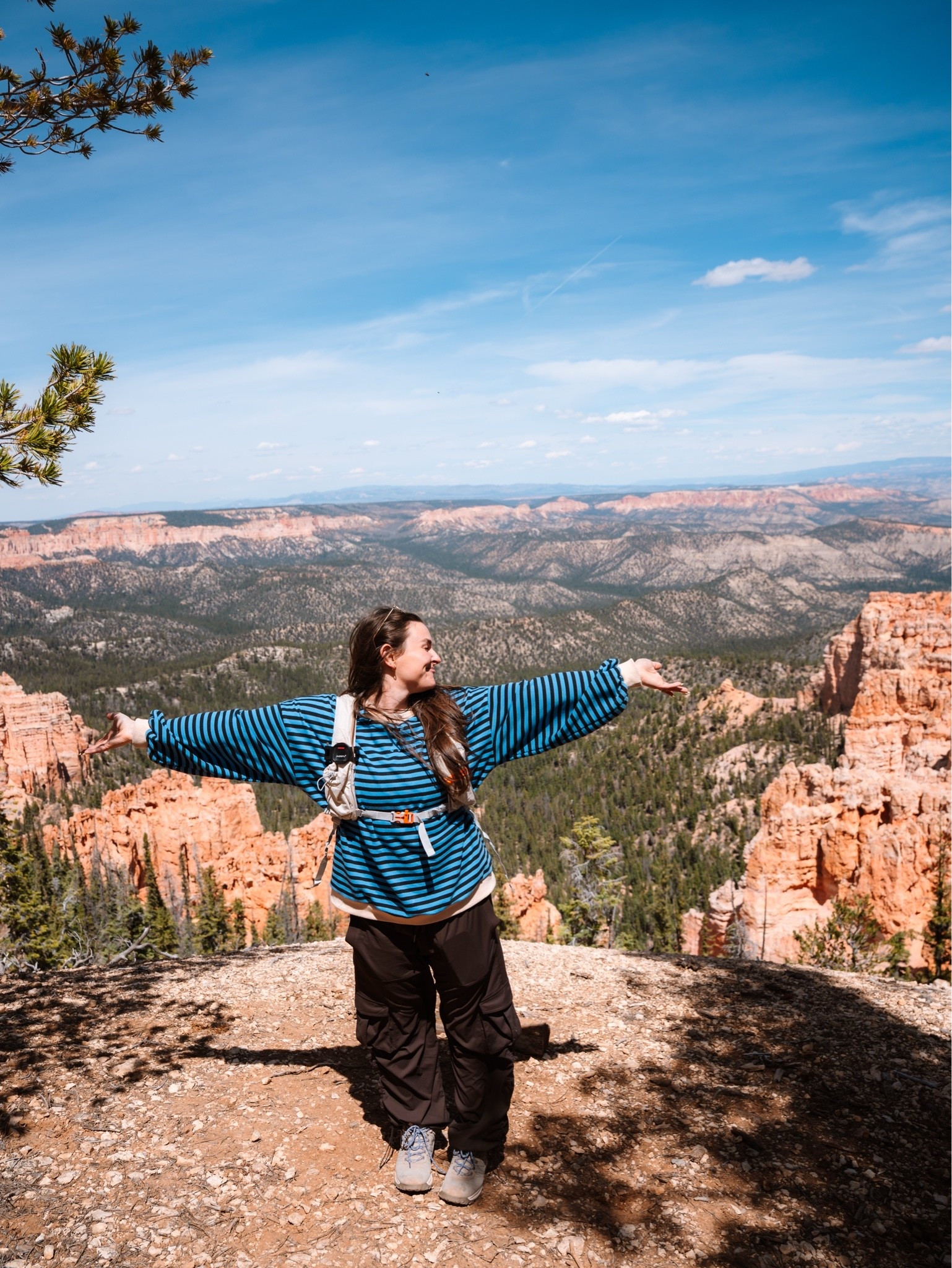 Granola girl fit for our Bryce Canyon hike! #hiking #hike #hikingfit