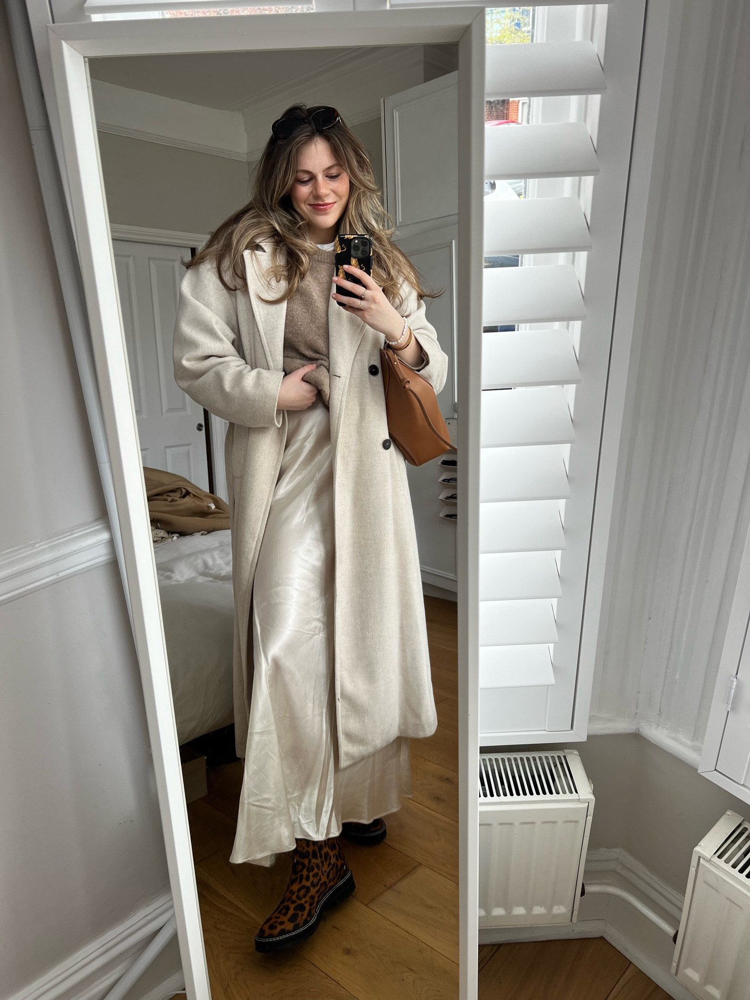 The perfect spring transition outfit in neutrals 

#LTKworkwear #LTKSeasonal #LTKfindsunder100