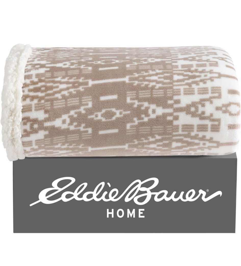 Eddie Bauer Ultra-Plush Reversible Sherpa Fleece Collection Throw Blanket!

Super Cozy!!

$17.80

Was $25! 

#home #homedecor #musthave #gift #giftideas #cozy #save #musthaves 

#LTKCyberWeek #LTKGiftGuide #LTKHolidaySale