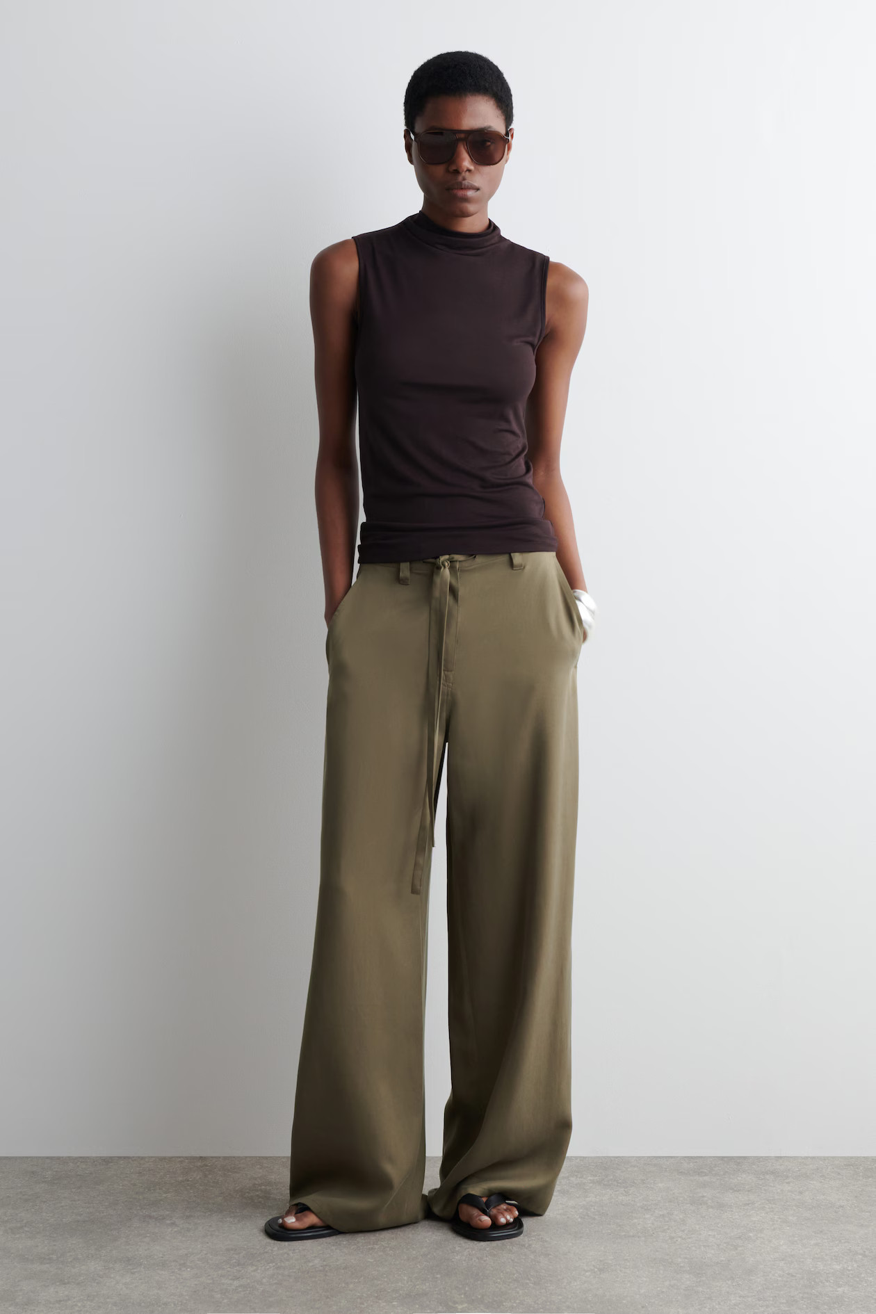 TIE-DETAIL WIDE-LEG TROUSERS - KHAKI | COS AU | COS (AU)