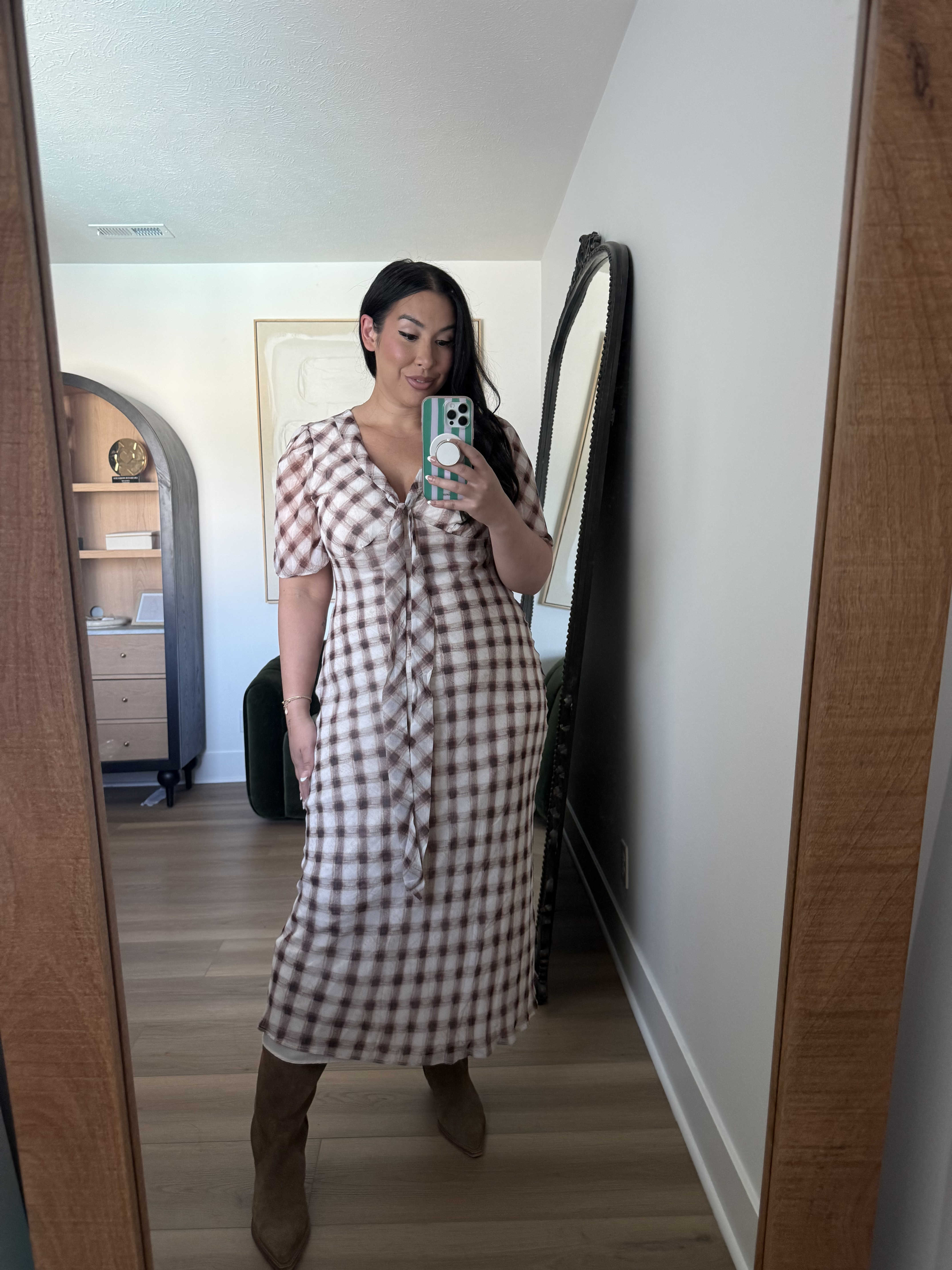 This dress feels a little dressier and love that it skims! Wearing an XL! lulus, plaid dress, fall style, fall fashion, midsize, curvy friendly 

 #LTKSeasonal #LTKMidsize