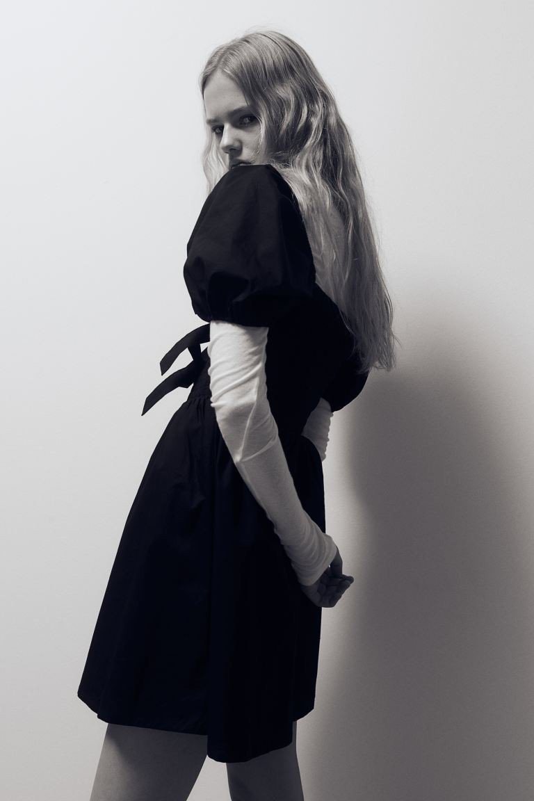 Bow Detail Puff Sleeve Dress - Square neckline - Short sleeve - Black - Ladies | H&M AU | H&M (AU)