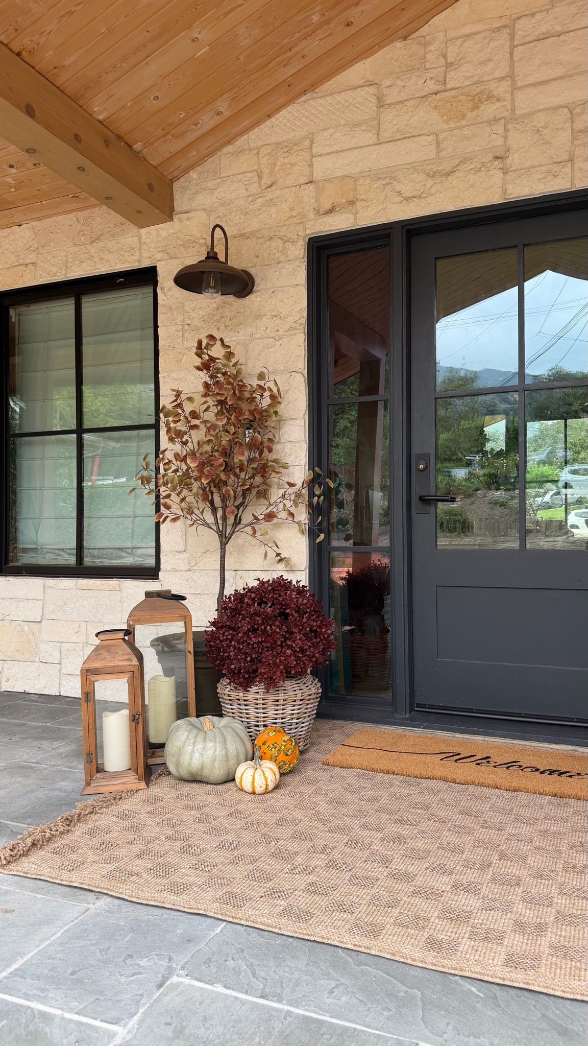 #ad I'm obsessed with these cozy Fall vibes from Wayfair! I love the warm tones for fall and that everything here is artificial but look so real! No green thumb required. Love the cute pattern on this rug and rhe florals are 😍. Shop below to get your space ready for Fall!

#WayfairPartner, @Wayfair #wayfair

#LTKHome #LTKSaleAlert