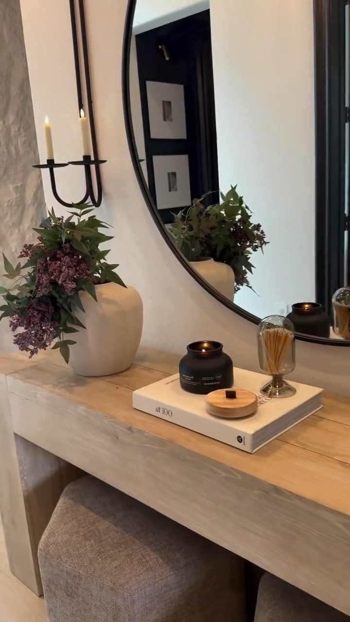 Ok so the showstopper is this coffee table! It comes in other colors, styles, and sizes 🥰 …. Isn’t she a beauty!?

✨Tap the link below to see all options and get yours now!

#CoffeeTable #HomeDecor #LivingRoomInspo #FurnitureFinds #HomeStyling #InteriorDesign #MustHaveDecor