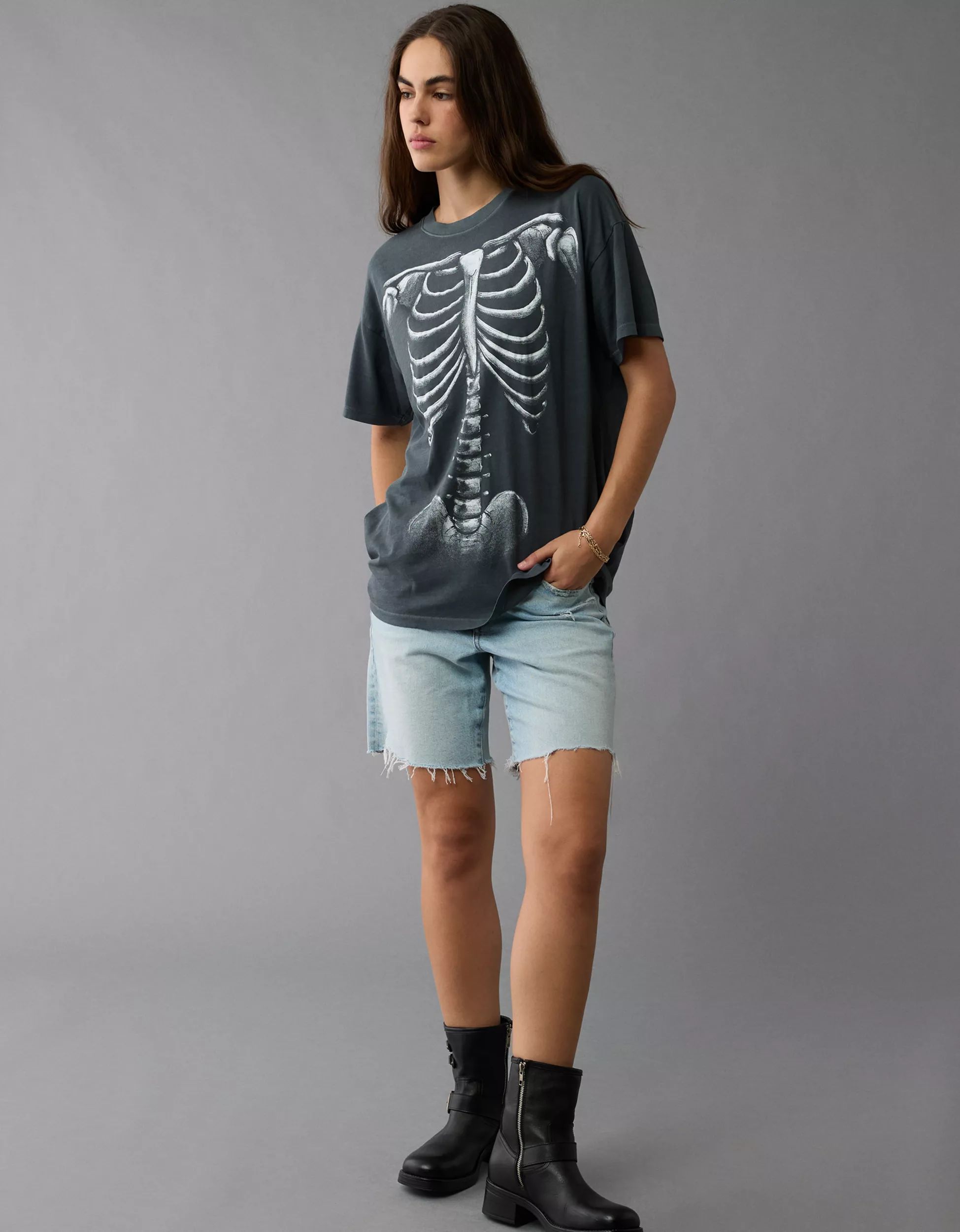 AE Halloween Glow-In-The-Dark Skeleton Graphic T-Shirt | American Eagle Outfitters (US & CA)