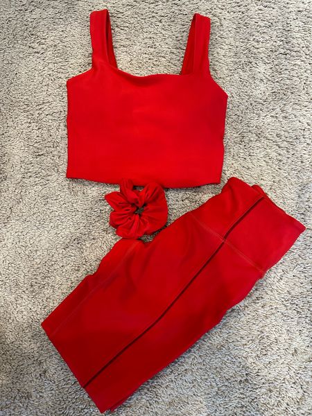 Red cropped tank leggings crips code AFBELBEL on sand Xs shirt and Xs 

#LTKfit #LTKunder100 #LTKsalealert