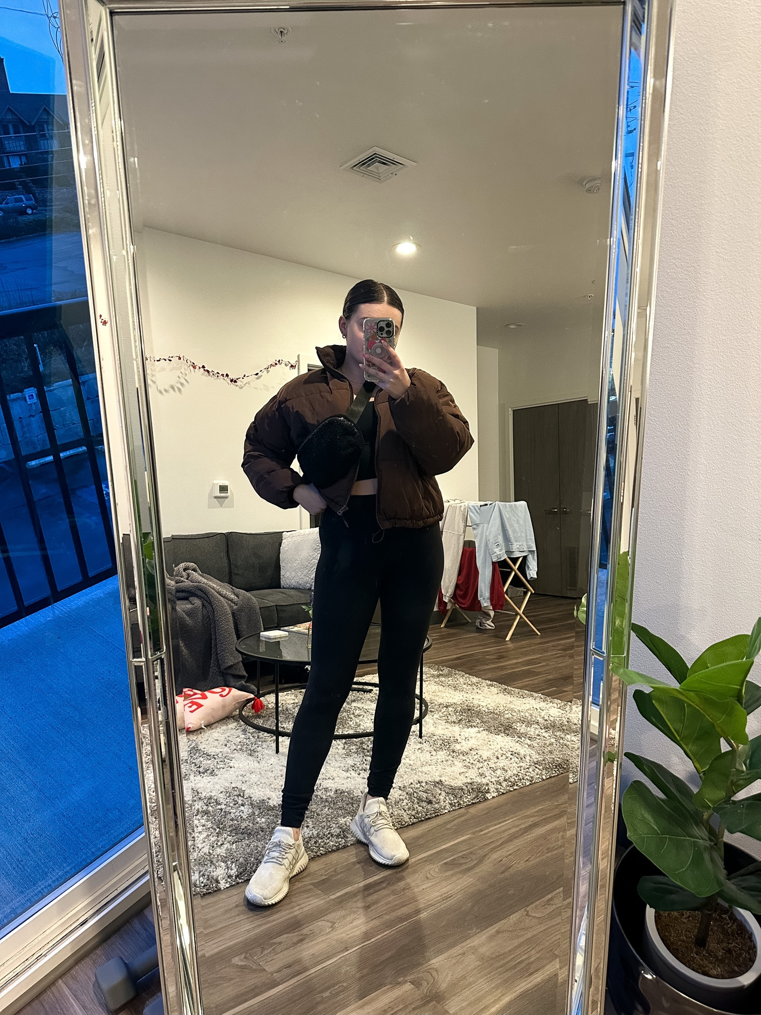 Winter appropriate gym outfit! Featuring my favorite puffer and leggings

I’m wearing a L puffer, M top, size 8 leggings and size 9 sneakers 

#LTKfit #LTKstyletip #LTKSeasonal