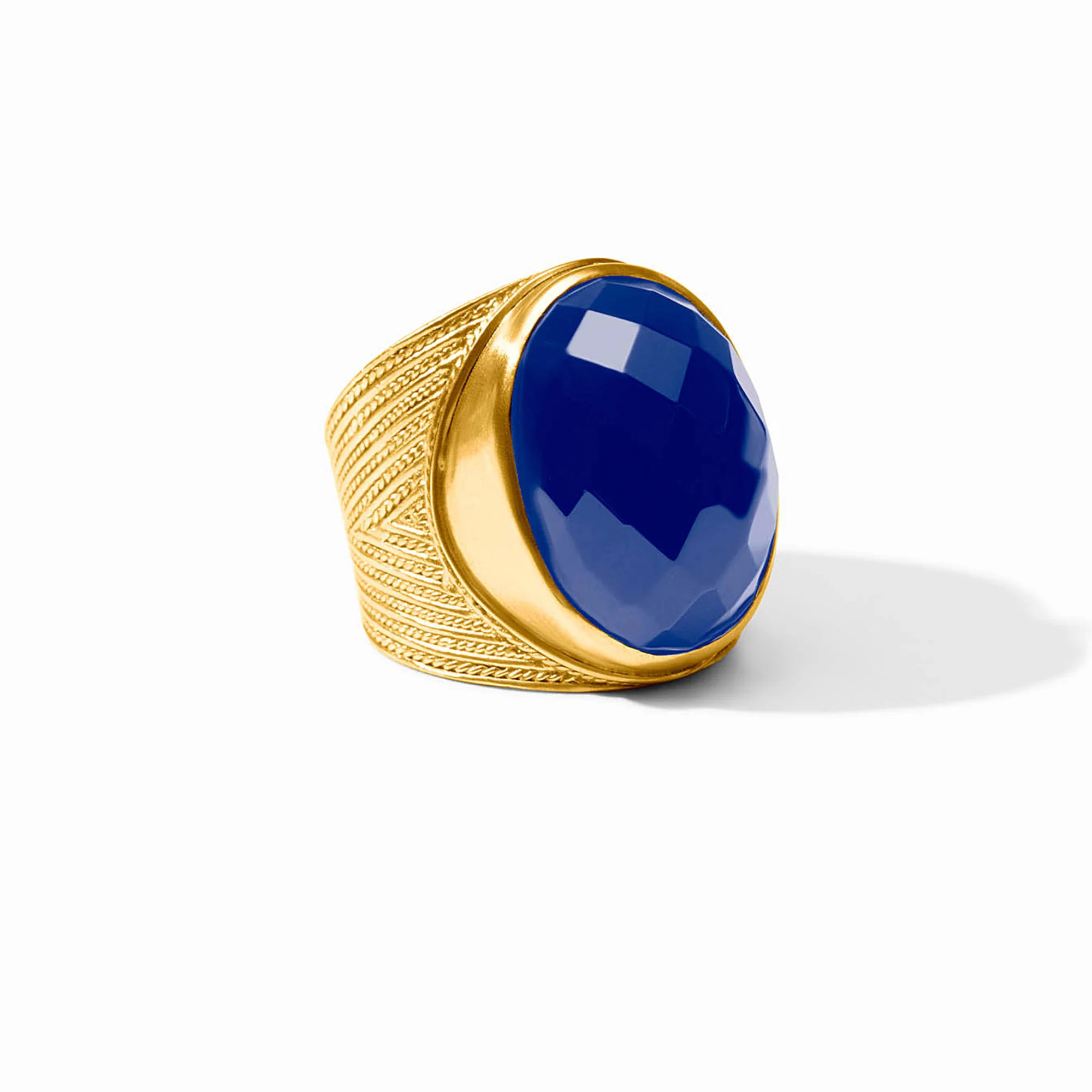 Verona Gold Statement Ring | Julie Vos